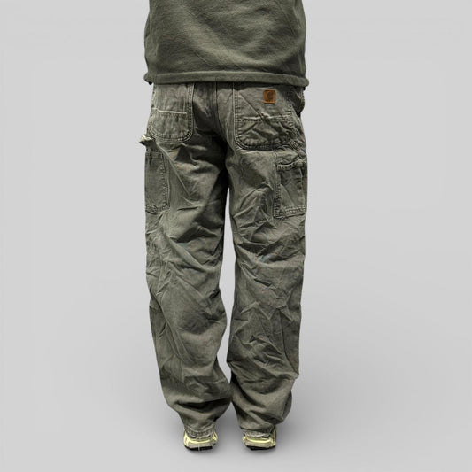 Vintage Carhartt baggy carpenter pants (W32)