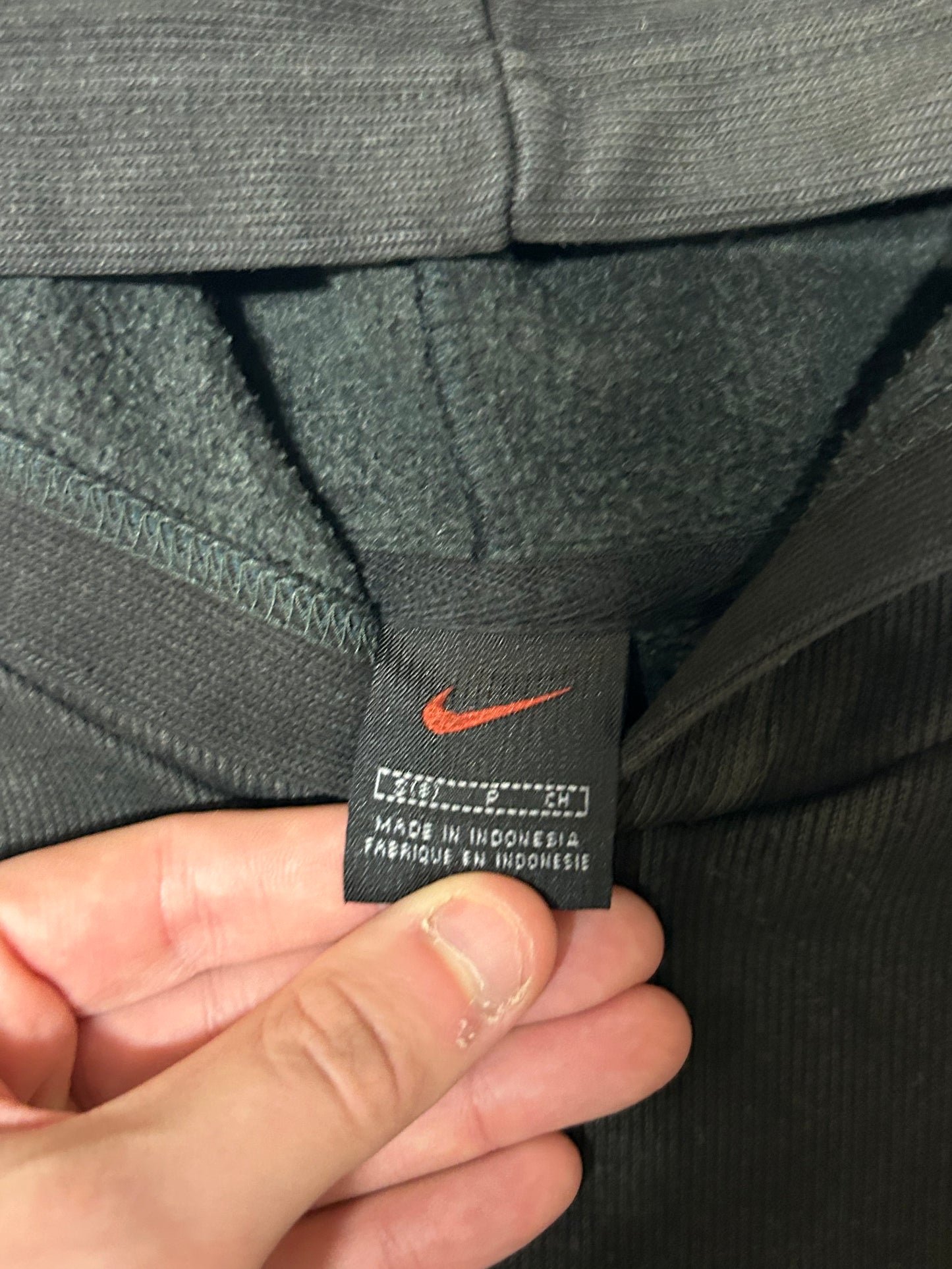 Vintage 90s Nike spell out hoodie (S)