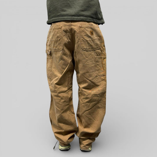 Vintage Carhartt baggy carpenter pants (W34)