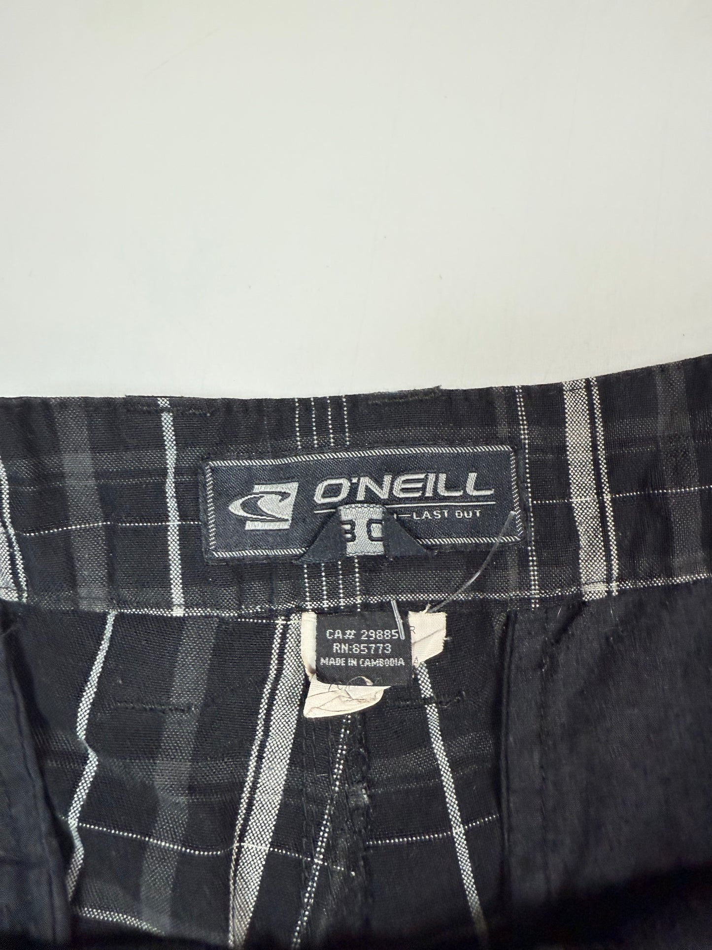 Vintage O'neill baggy checkered shorts (W30)