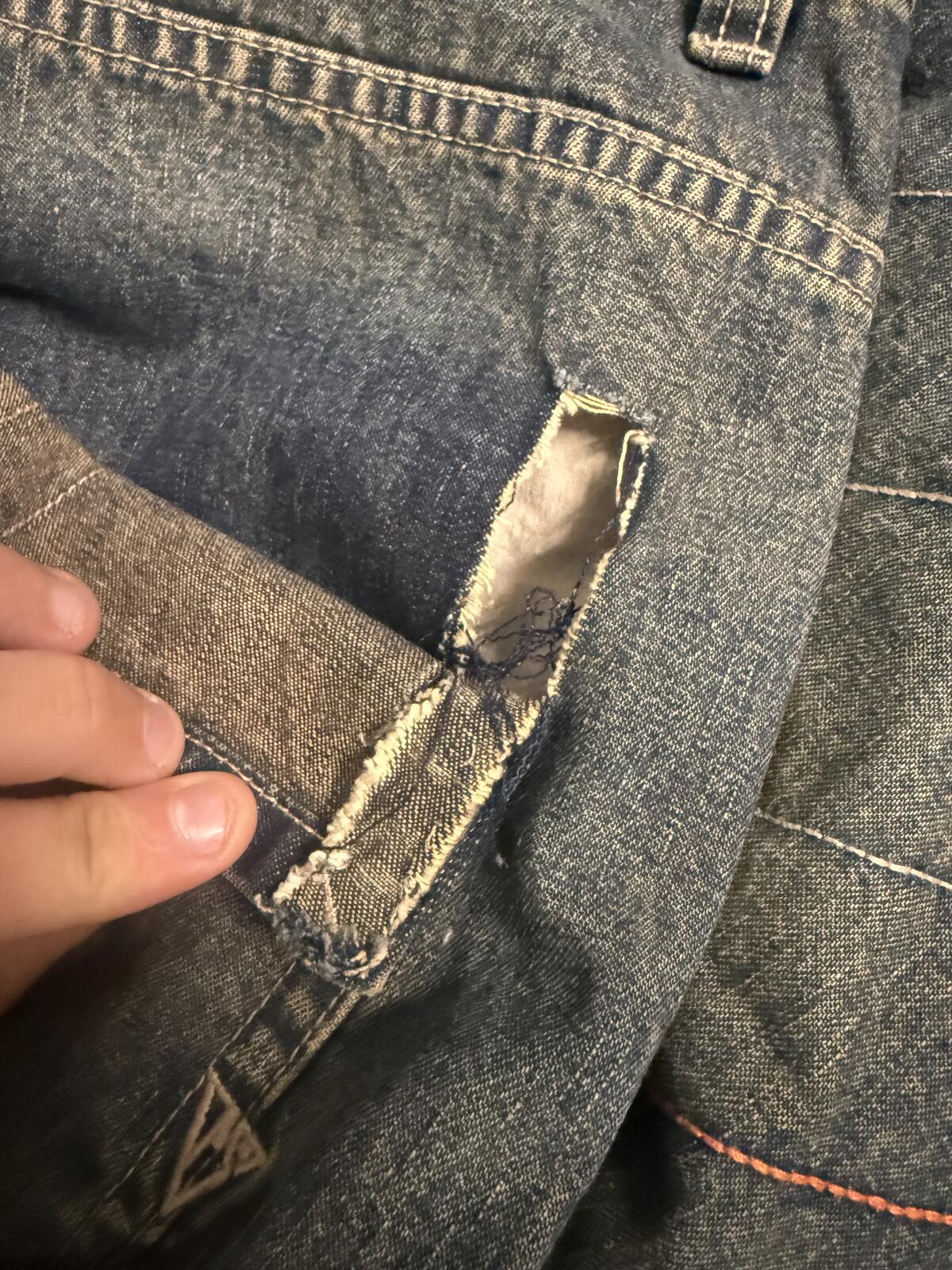 Vintage Y2K Vokal baggy hip hop jorts (W36)