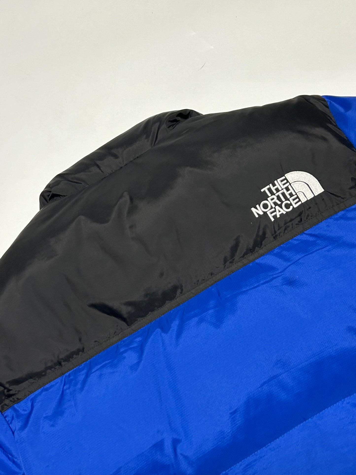 The North Face nuptse 700 puffer jacket (L)