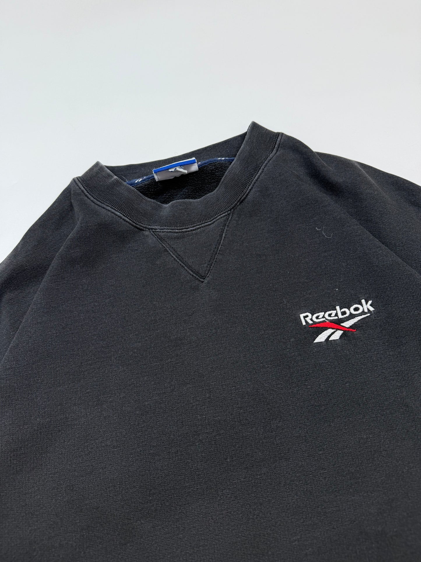 Vintage Reebok small logo sweatshirt (M)