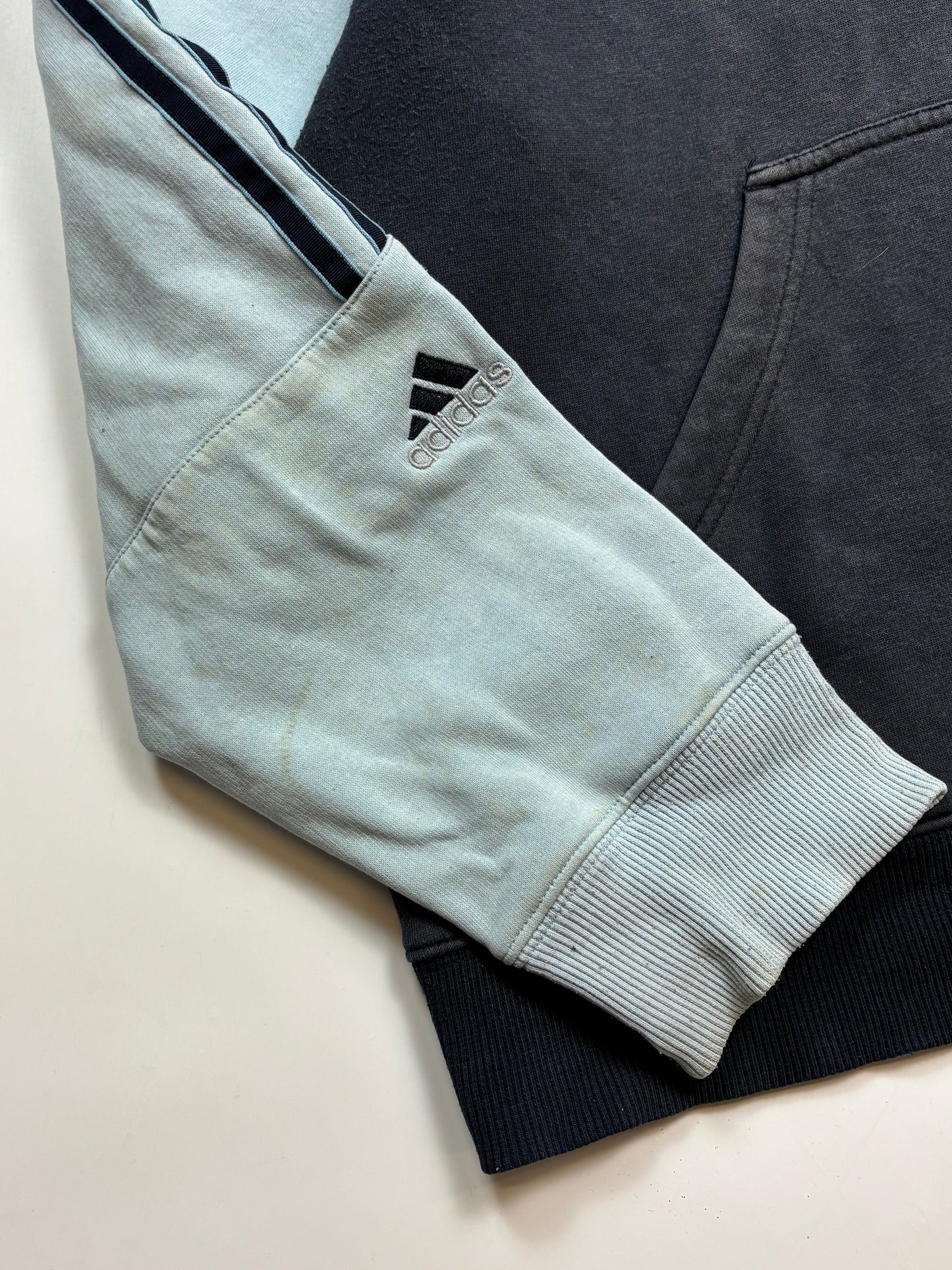 Vintage Adidas spell out hoodie (M)