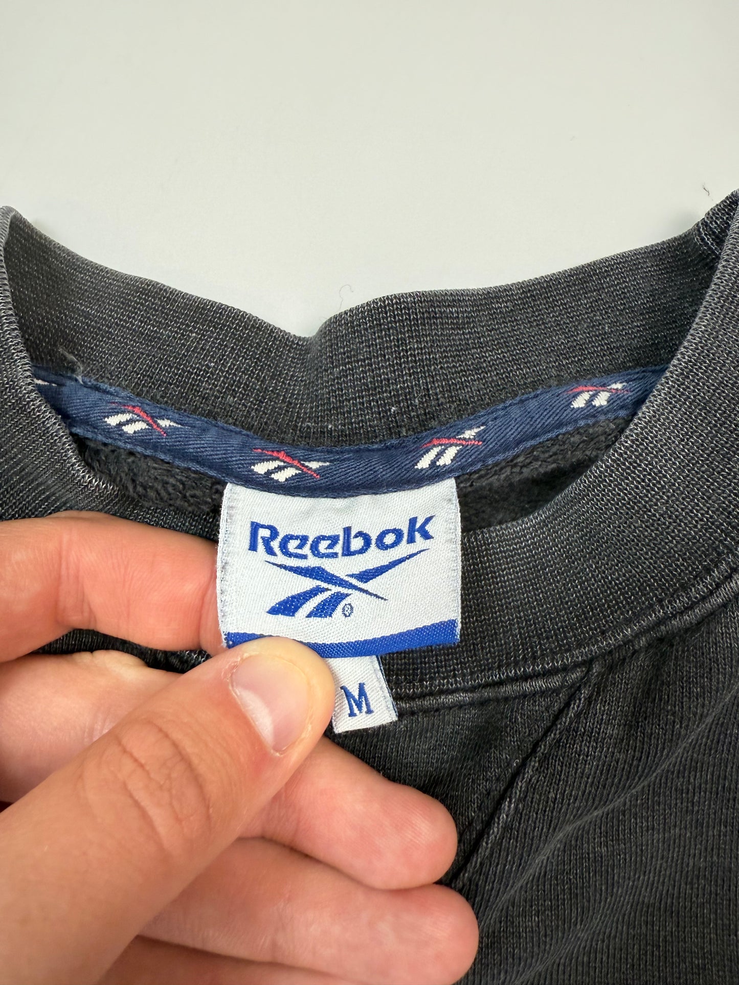 Vintage Reebok small logo sweatshirt (M)