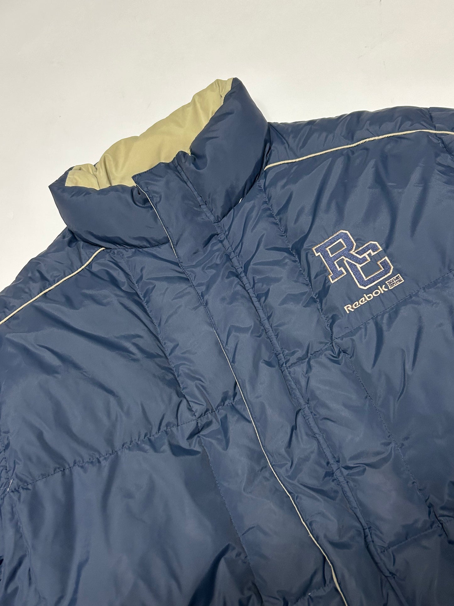 Vintage Reebok classic puffer jacket (XL)