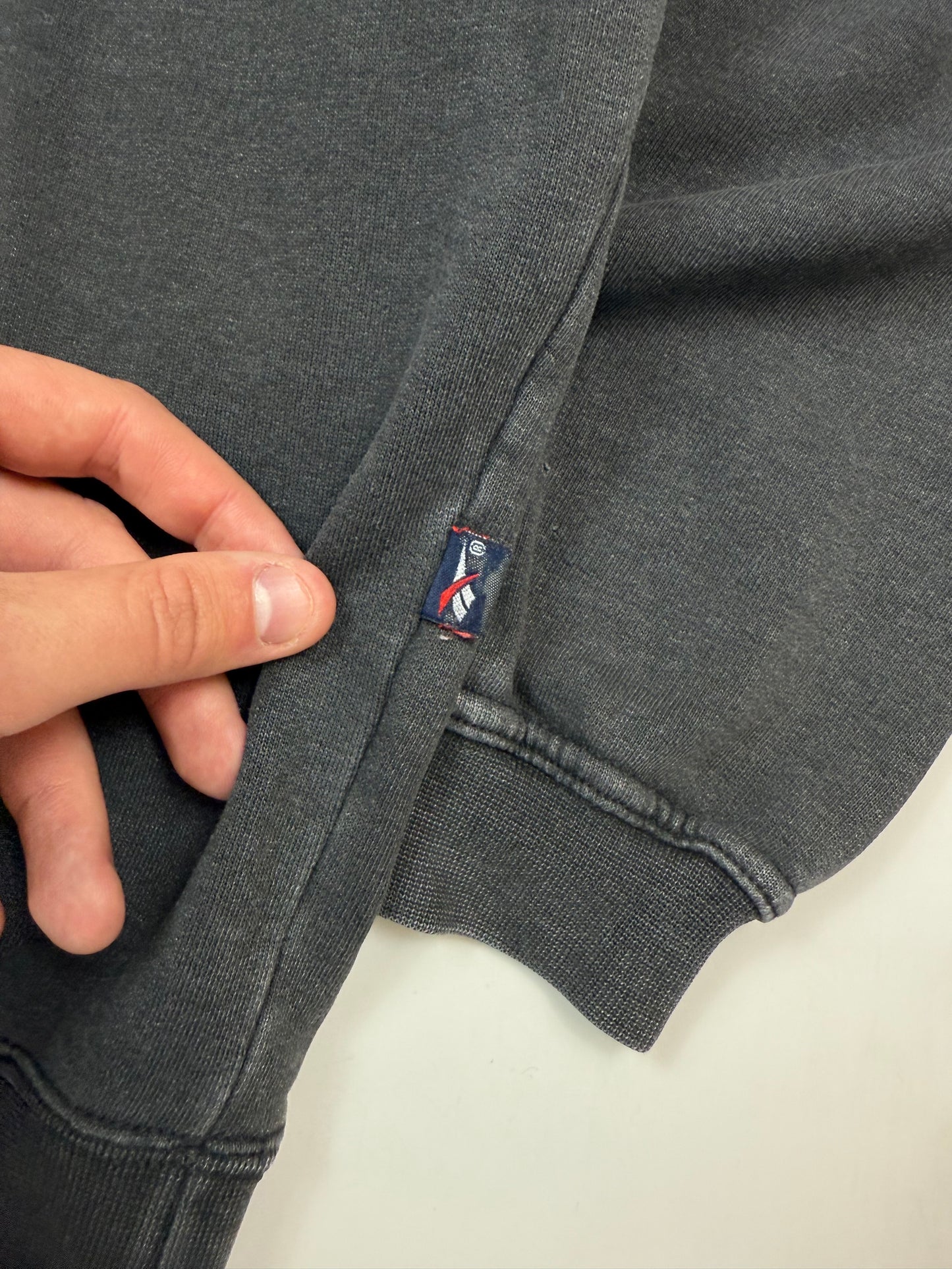 Vintage Reebok small logo sweatshirt (M)