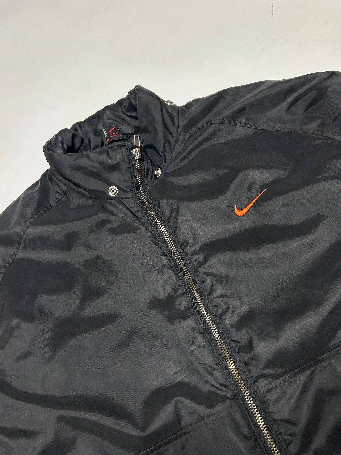 Vintage 90s Nike spell out jacket (L)