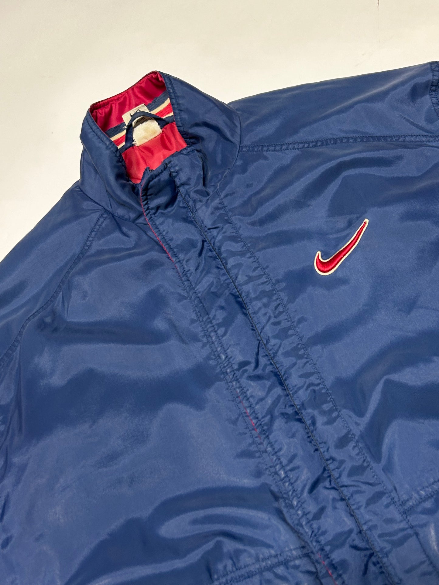 Vintage 90s Nike backswoosh jacket (L)