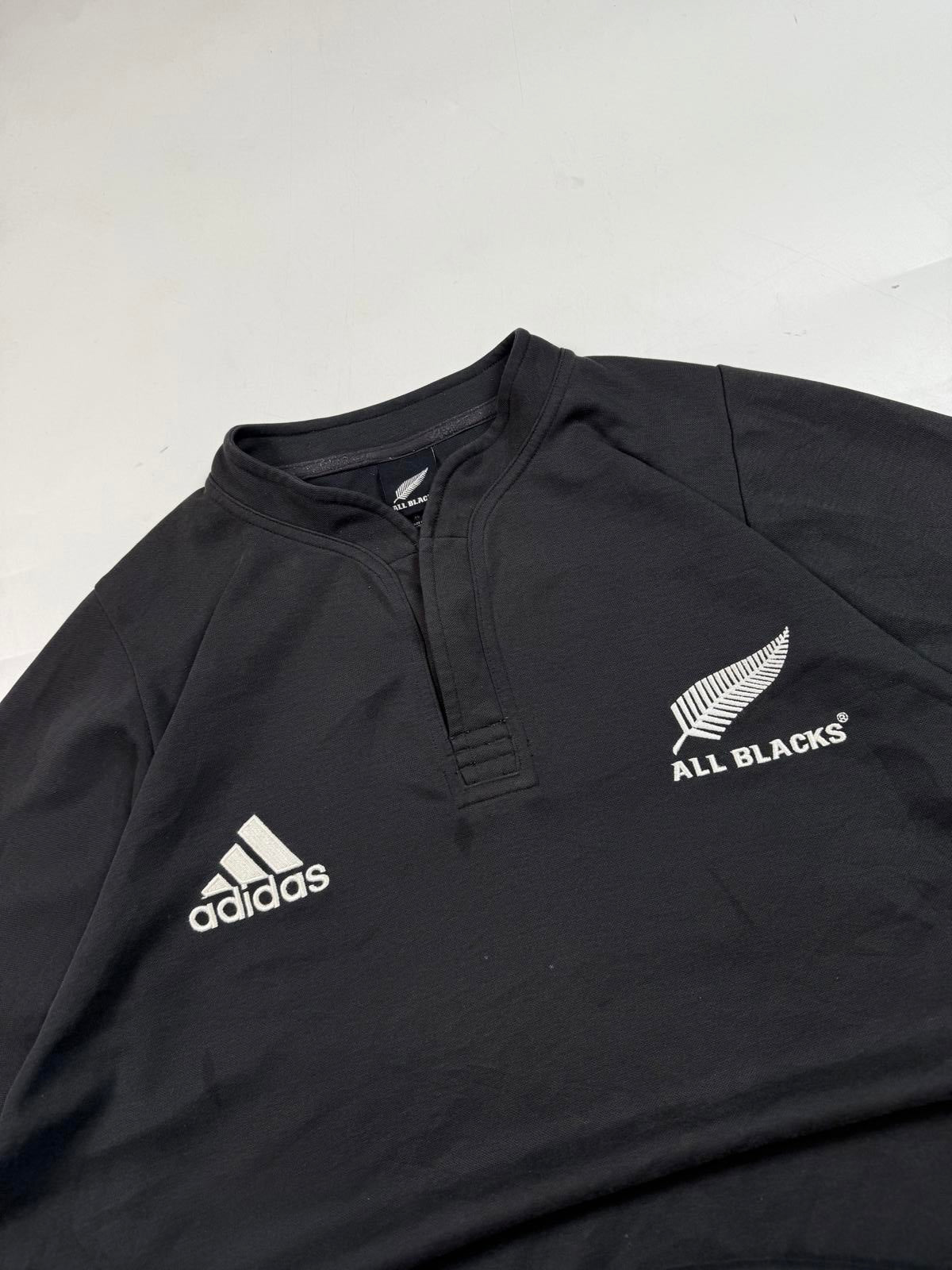 Vintage New Zealand 2005/06 adidas rugby union shirt (XL)
