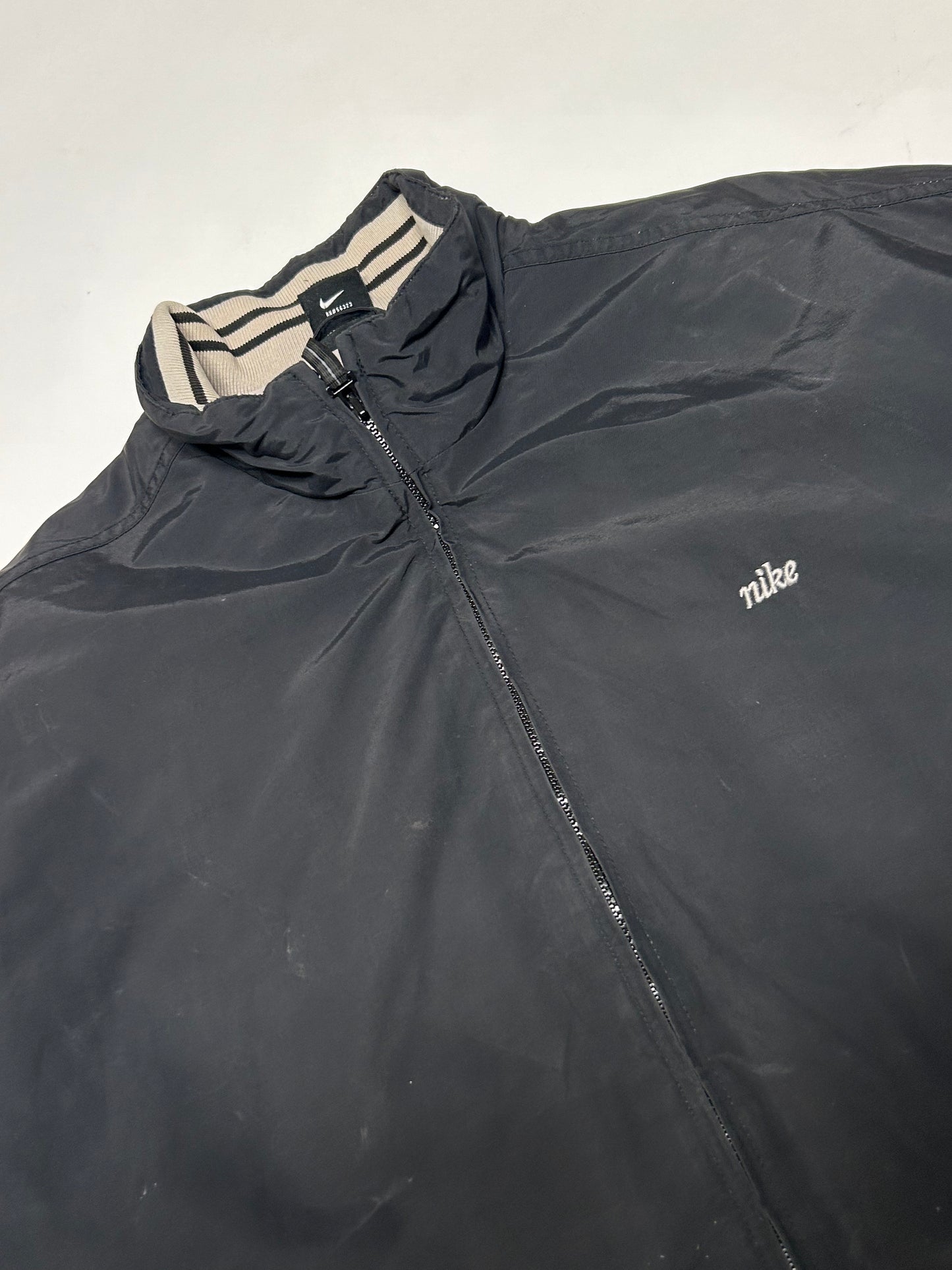 Vintage 90s Nike bomber jacket (L)