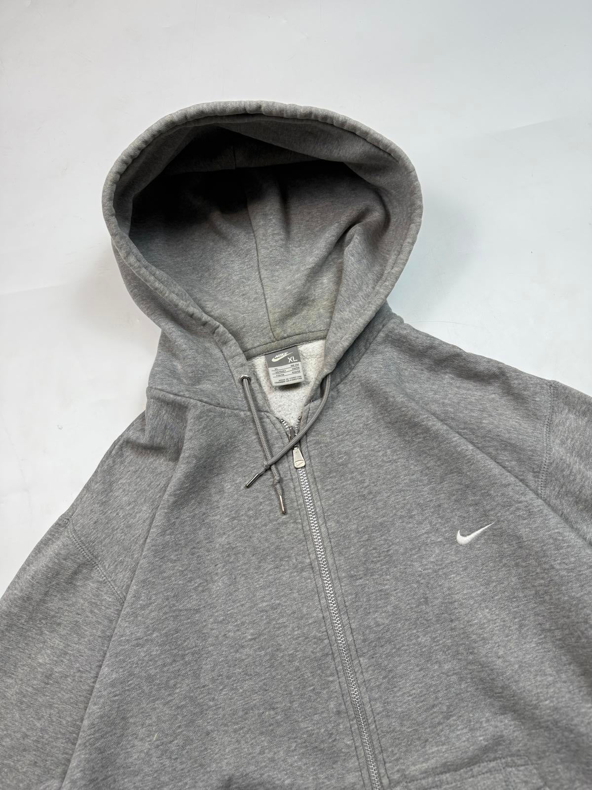 Vintage Nike zip up hoodie (XL)