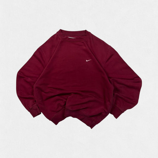 Vintage Nike mini swoosh sweatshirt (M)