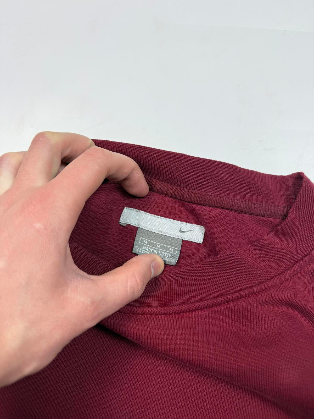 Vintage Nike mini swoosh sweatshirt (M)