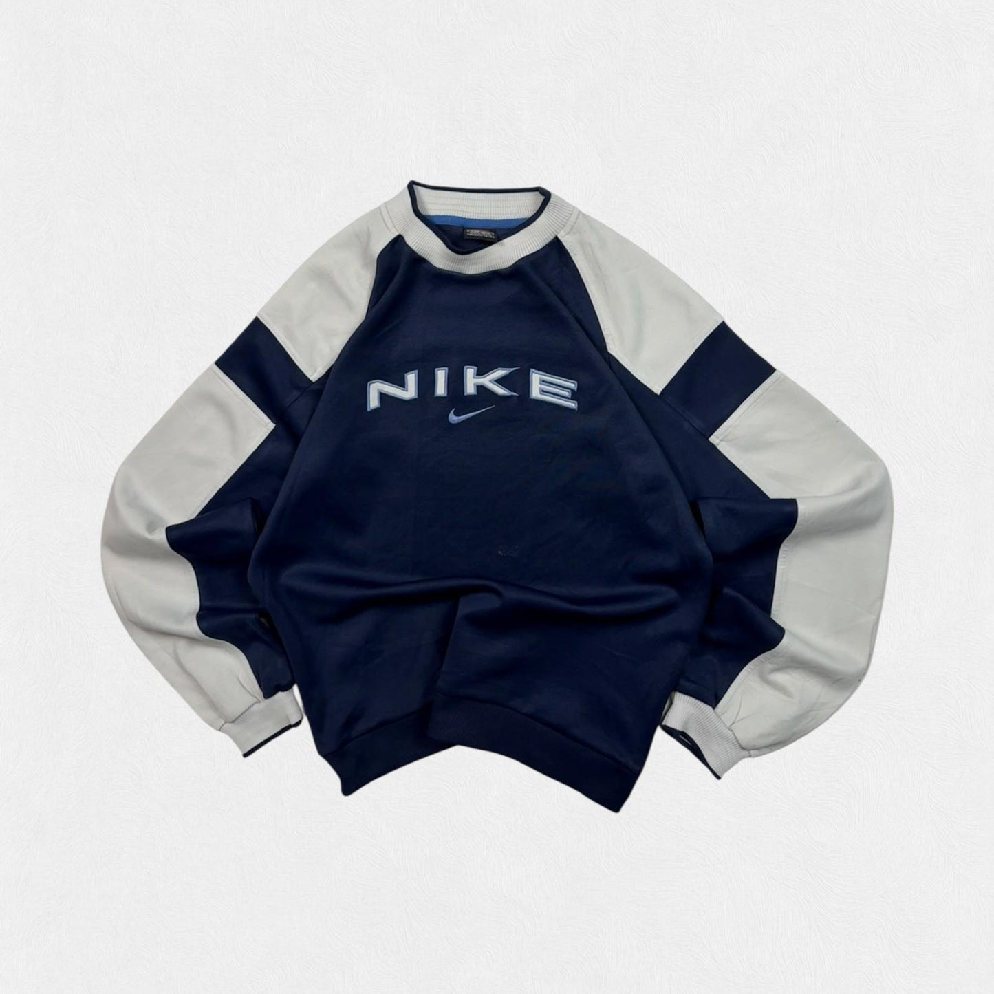 Vintage 90s Nike spell out sweatshirt (S)