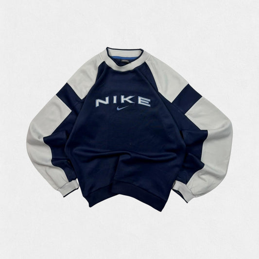 Vintage 90s Nike spell out sweatshirt (S)