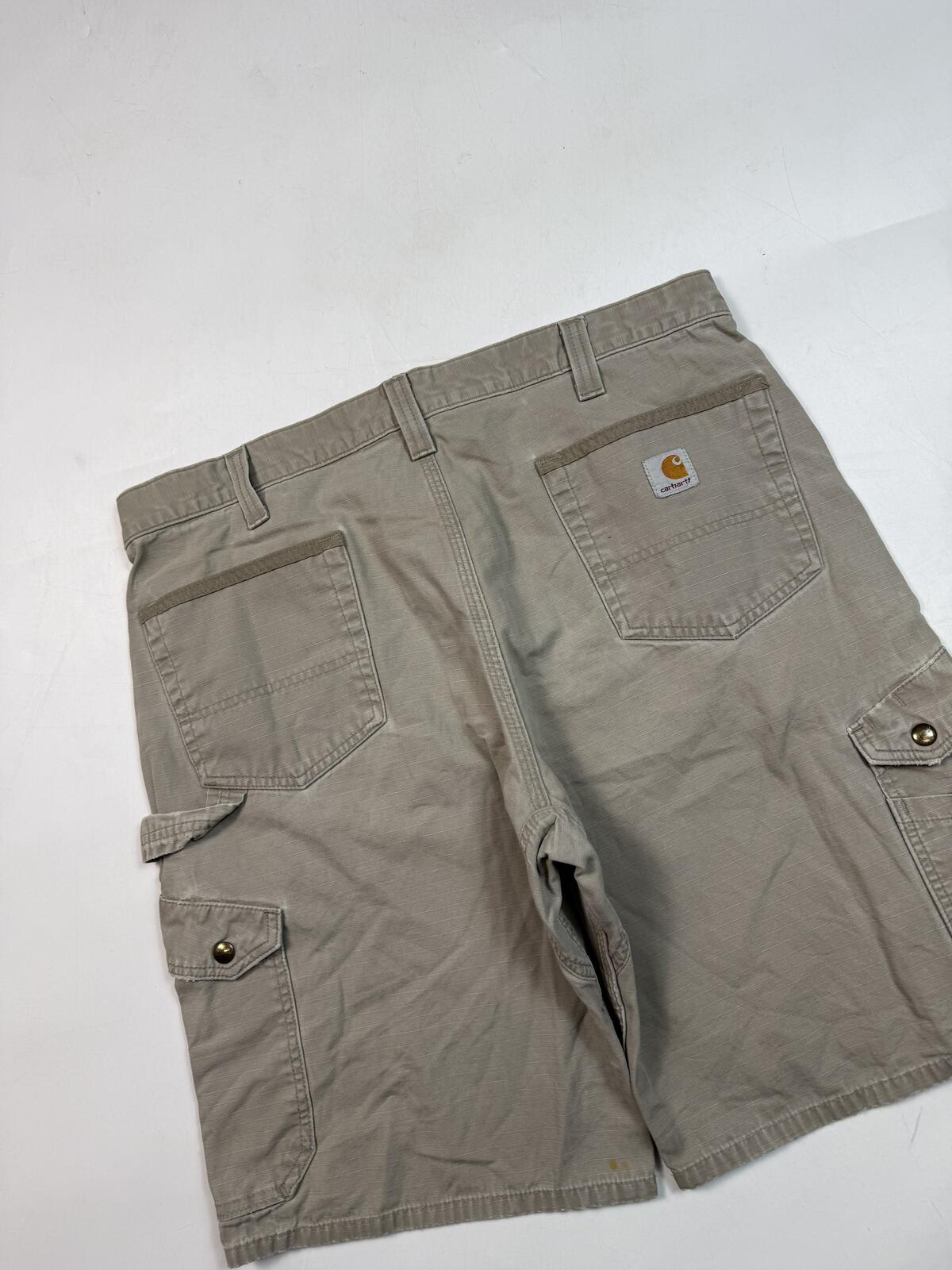Carhartt baggy cargo workwear shorts (W38)