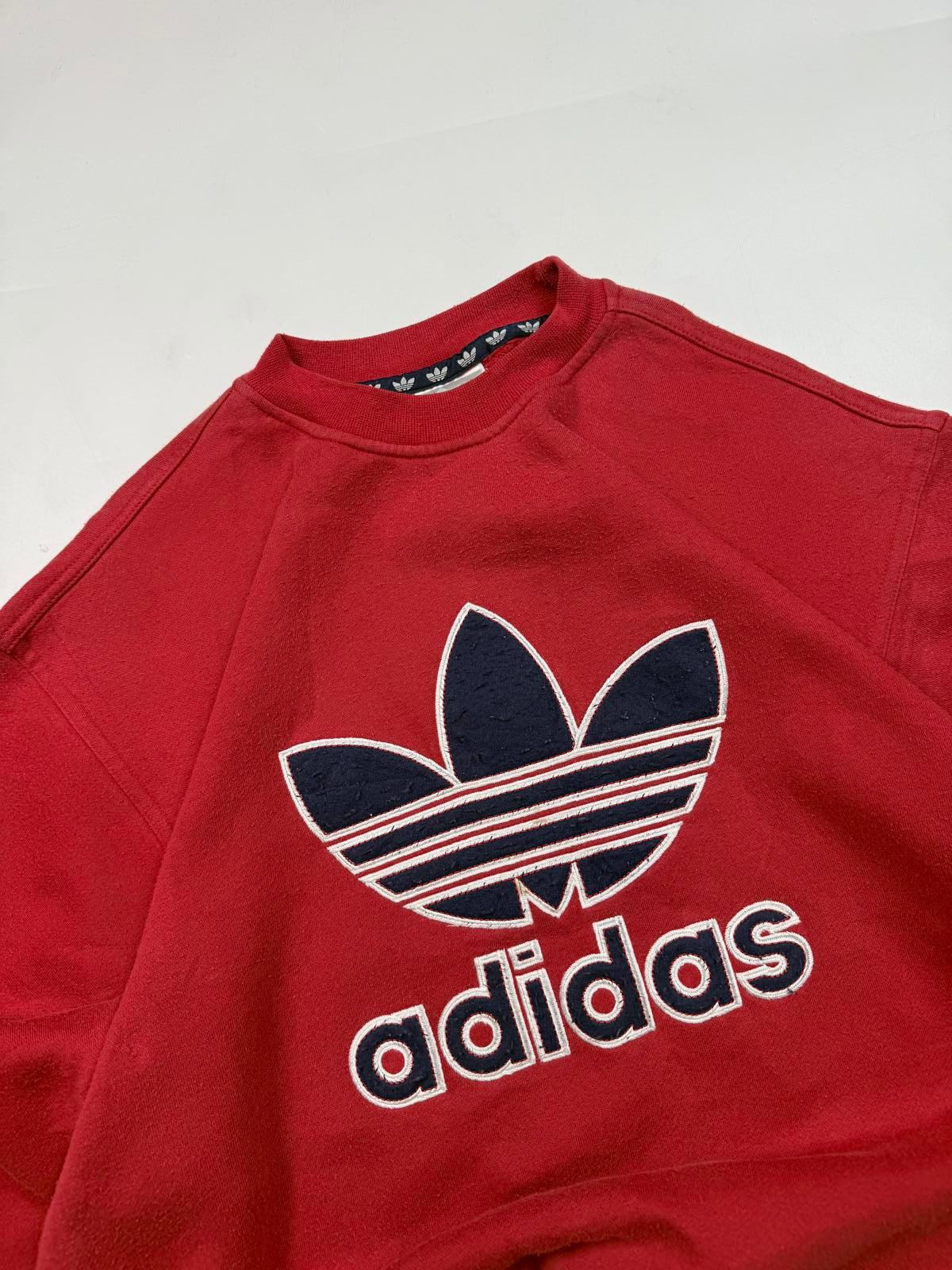 Vintage 90s adidas originals centre logo sweatshirt (S)