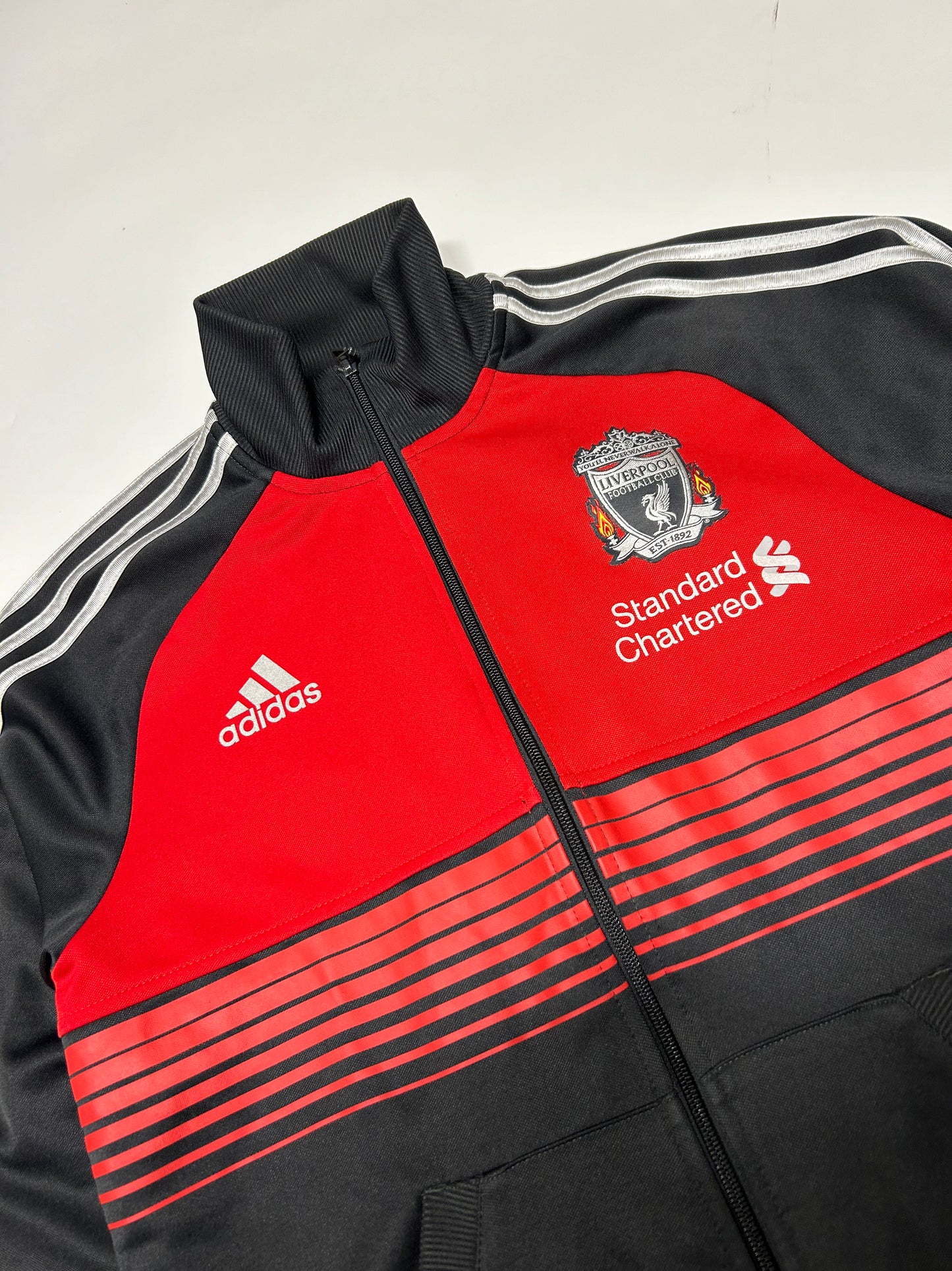 Liverpool 2011-12 adidas track jacket (M)
