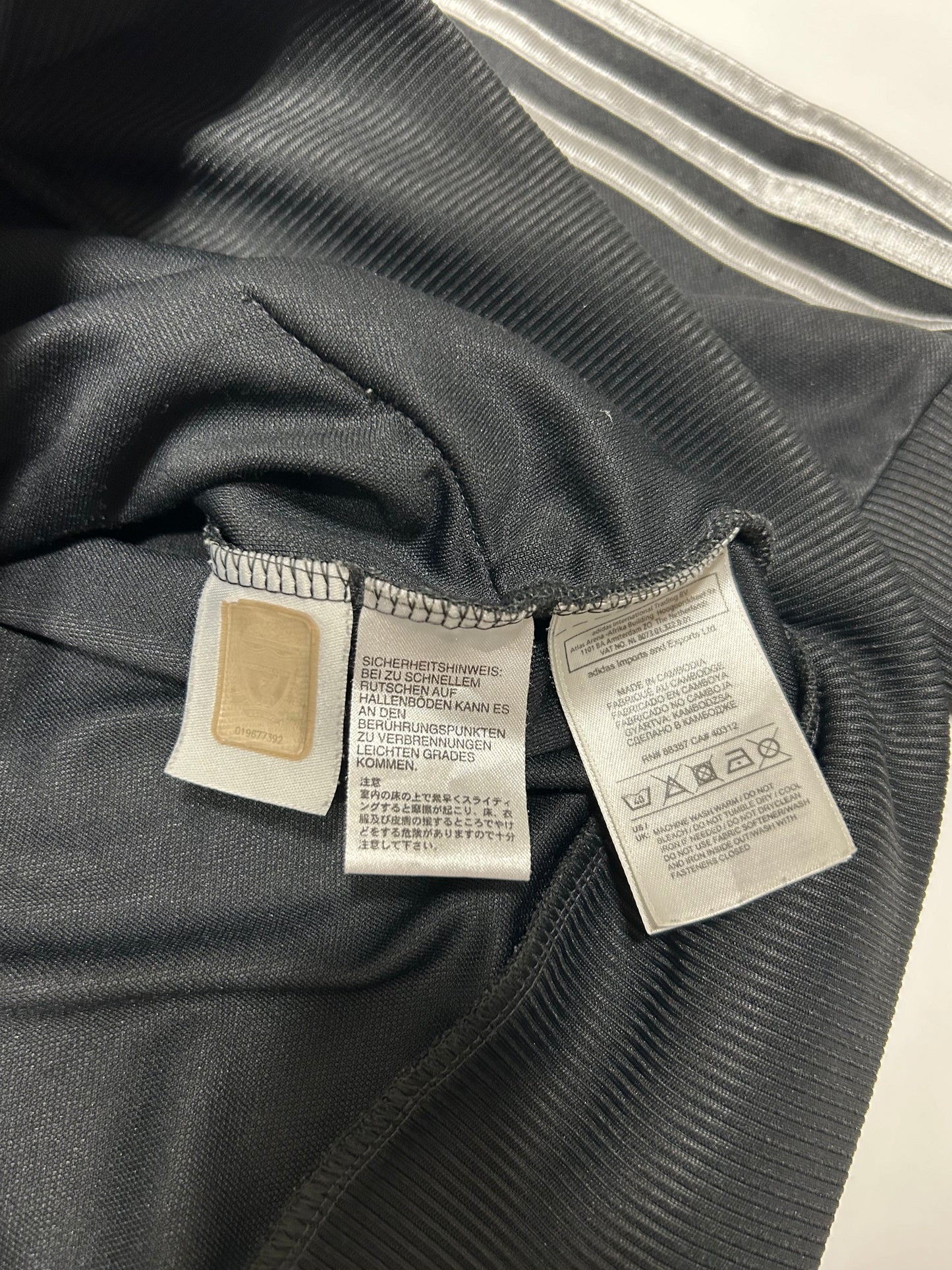 Liverpool 2011-12 adidas track jacket (M)