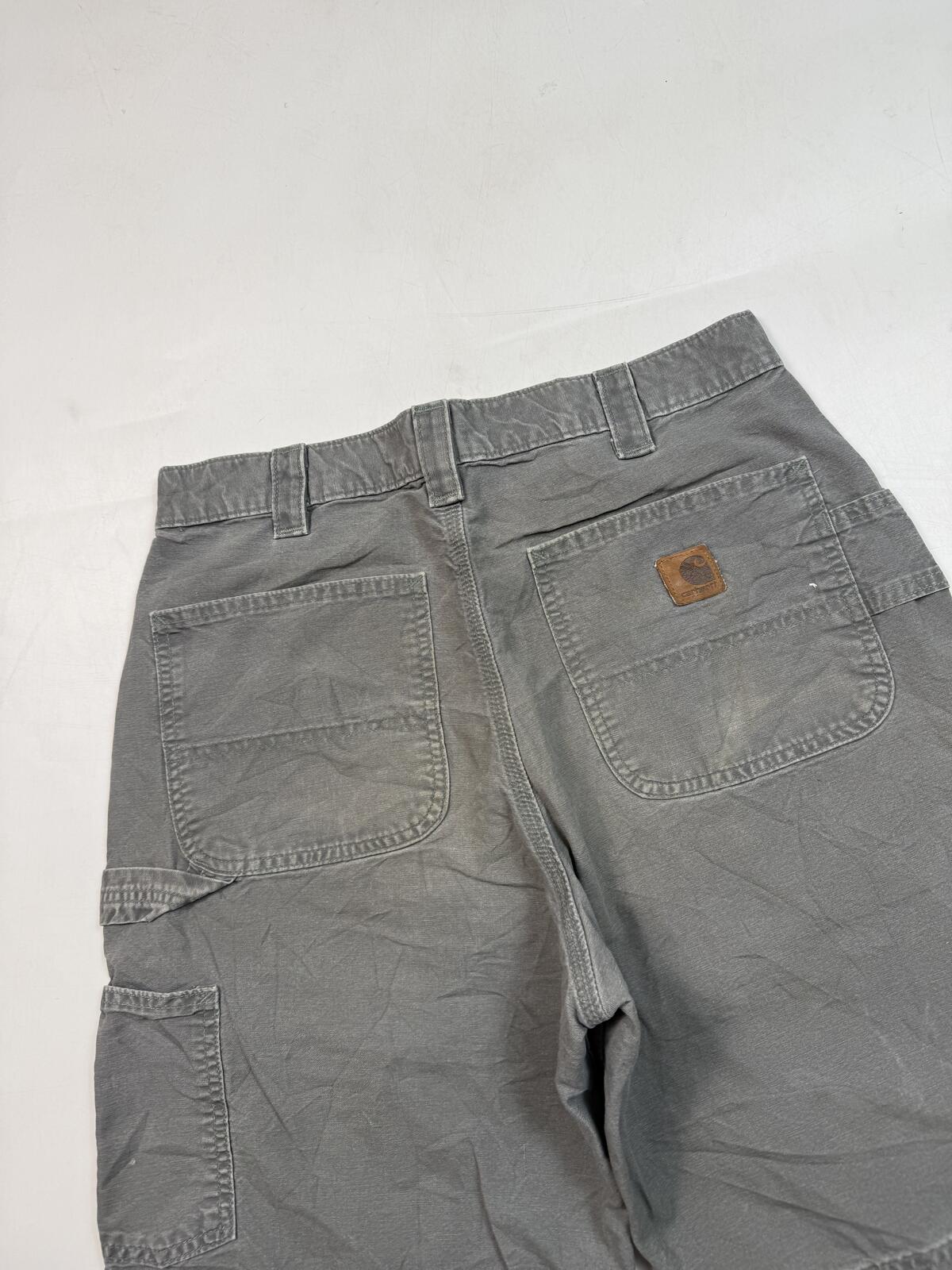 Carhartt baggy carpenter shorts (W32)