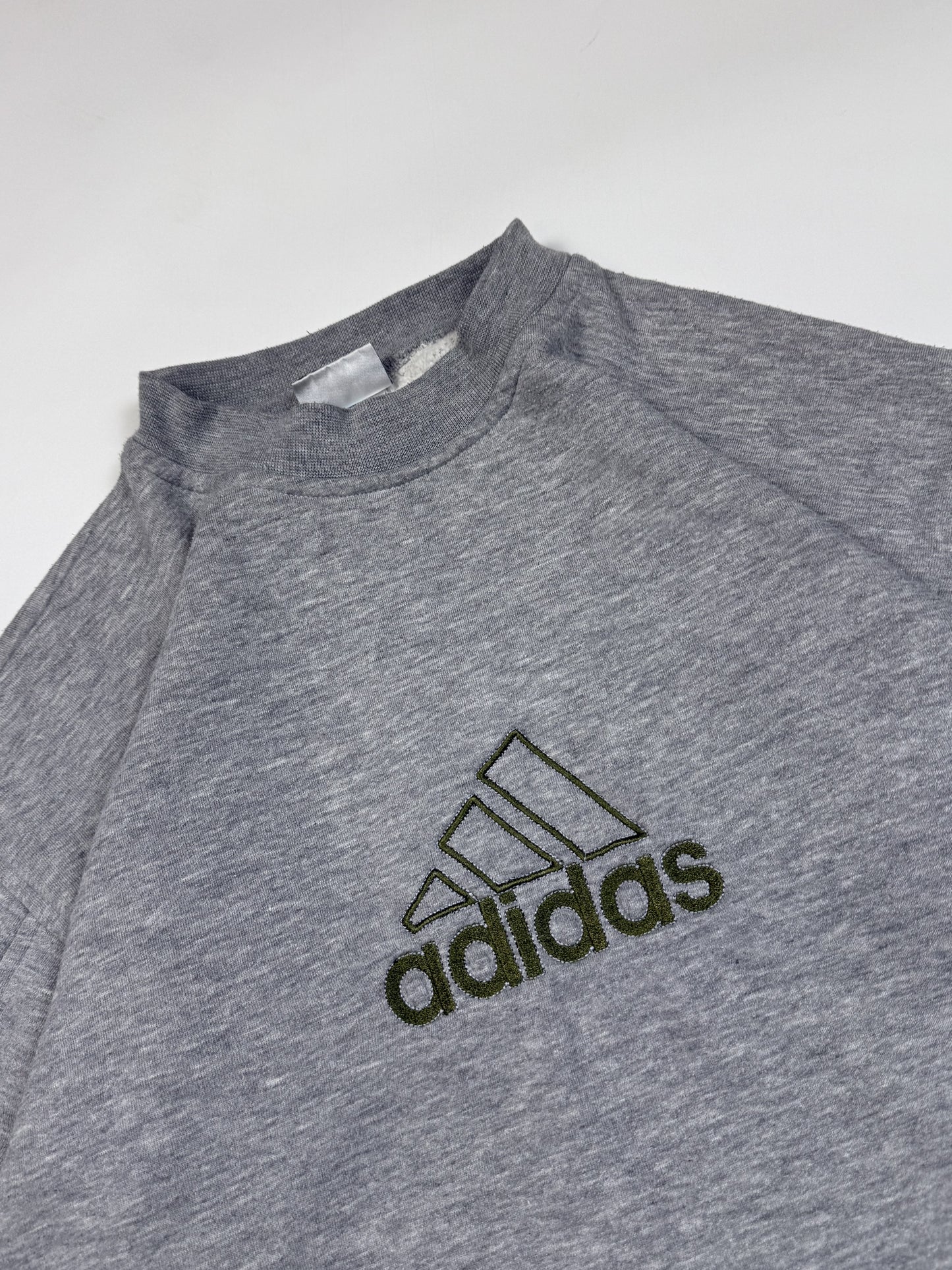 Vintage 90s Adidas centre logo sweatshirt (M)