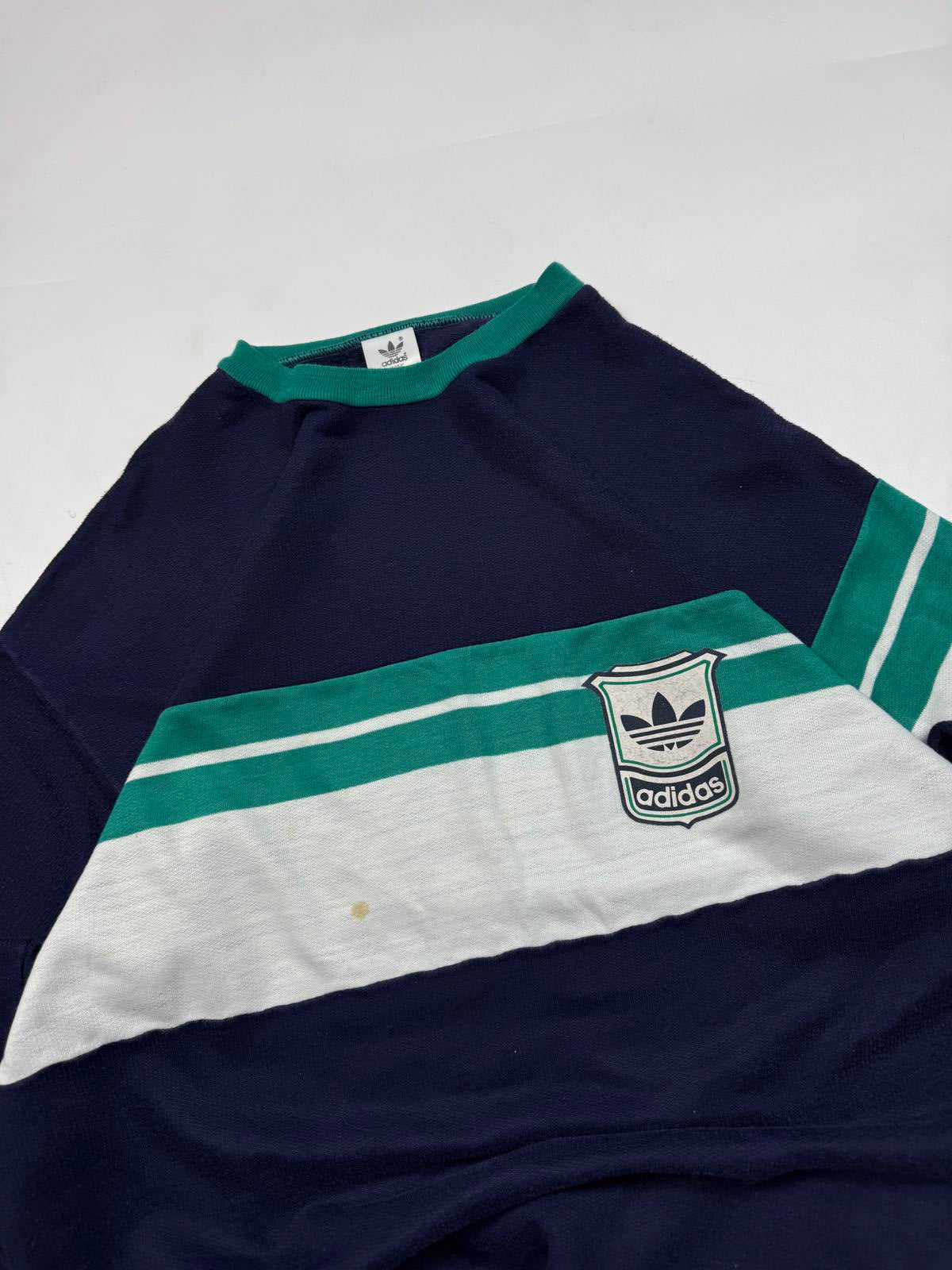 Vintage 90s adidas originals sweatshirt (L)