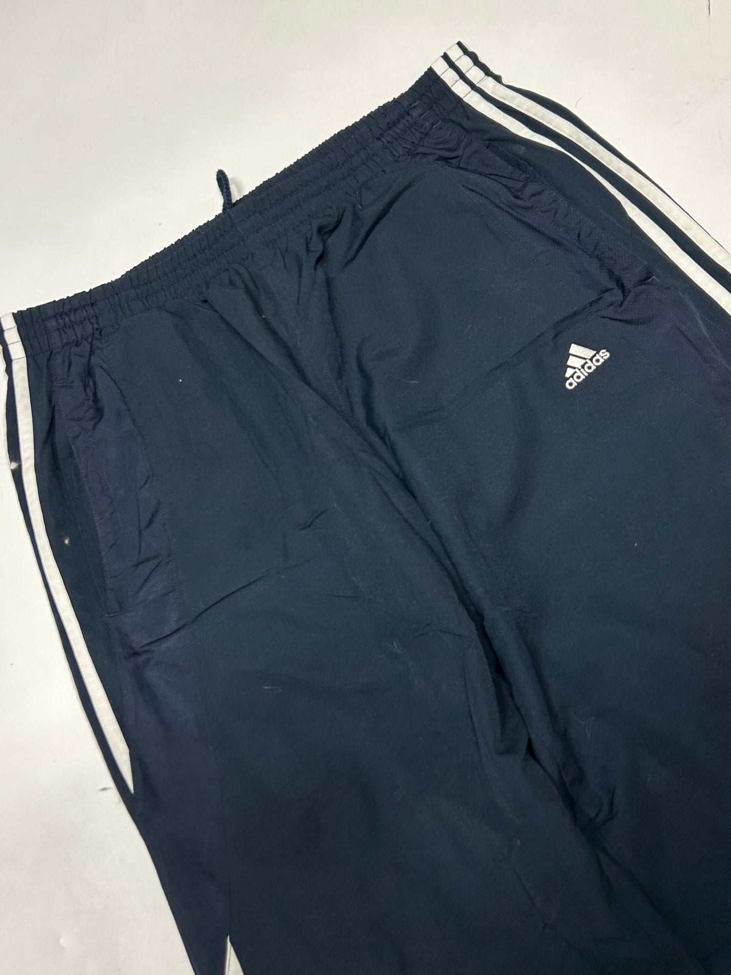 Vintage Adidas baggy track pants (L)