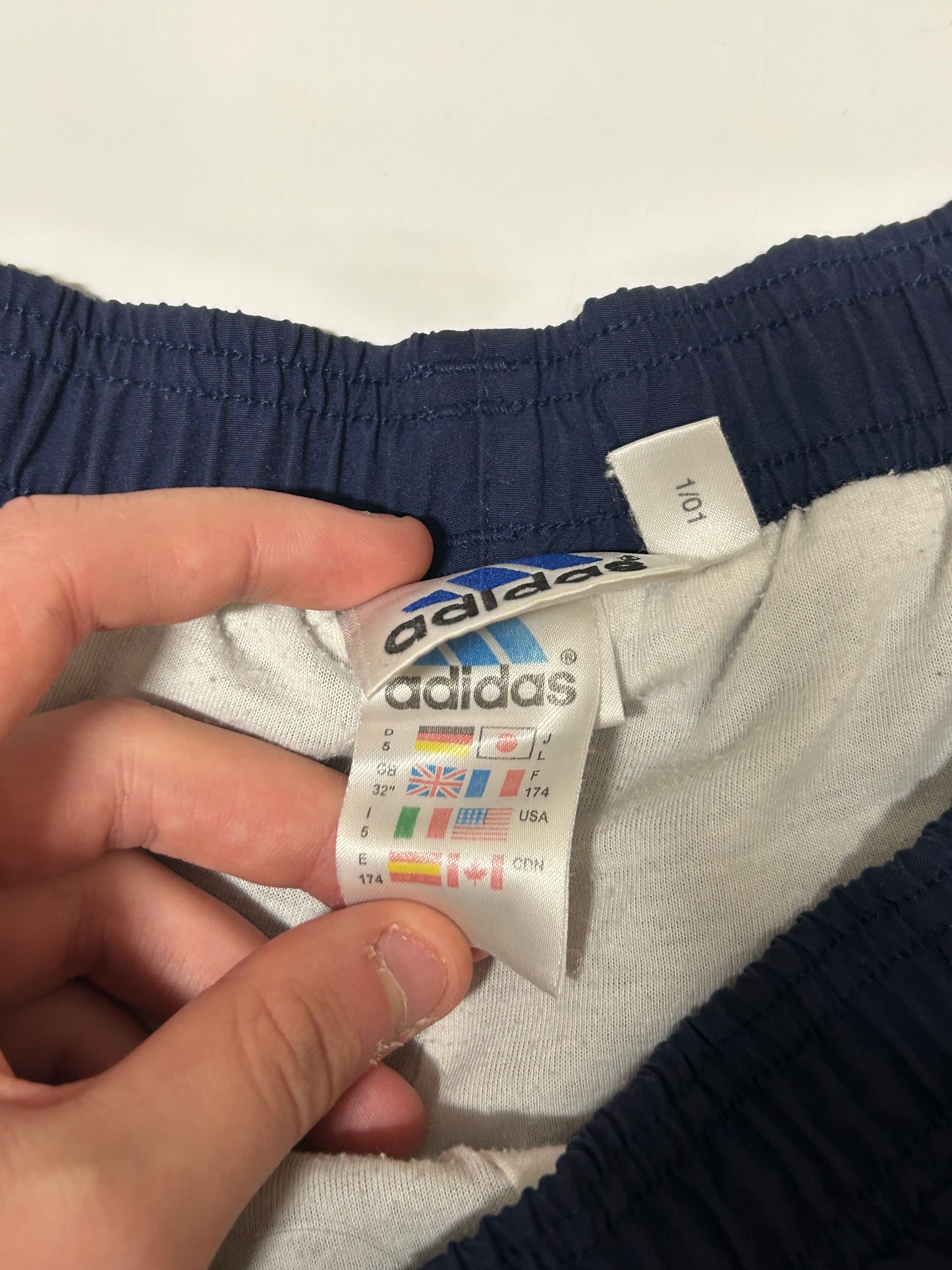 Vintage Adidas track pants (M)