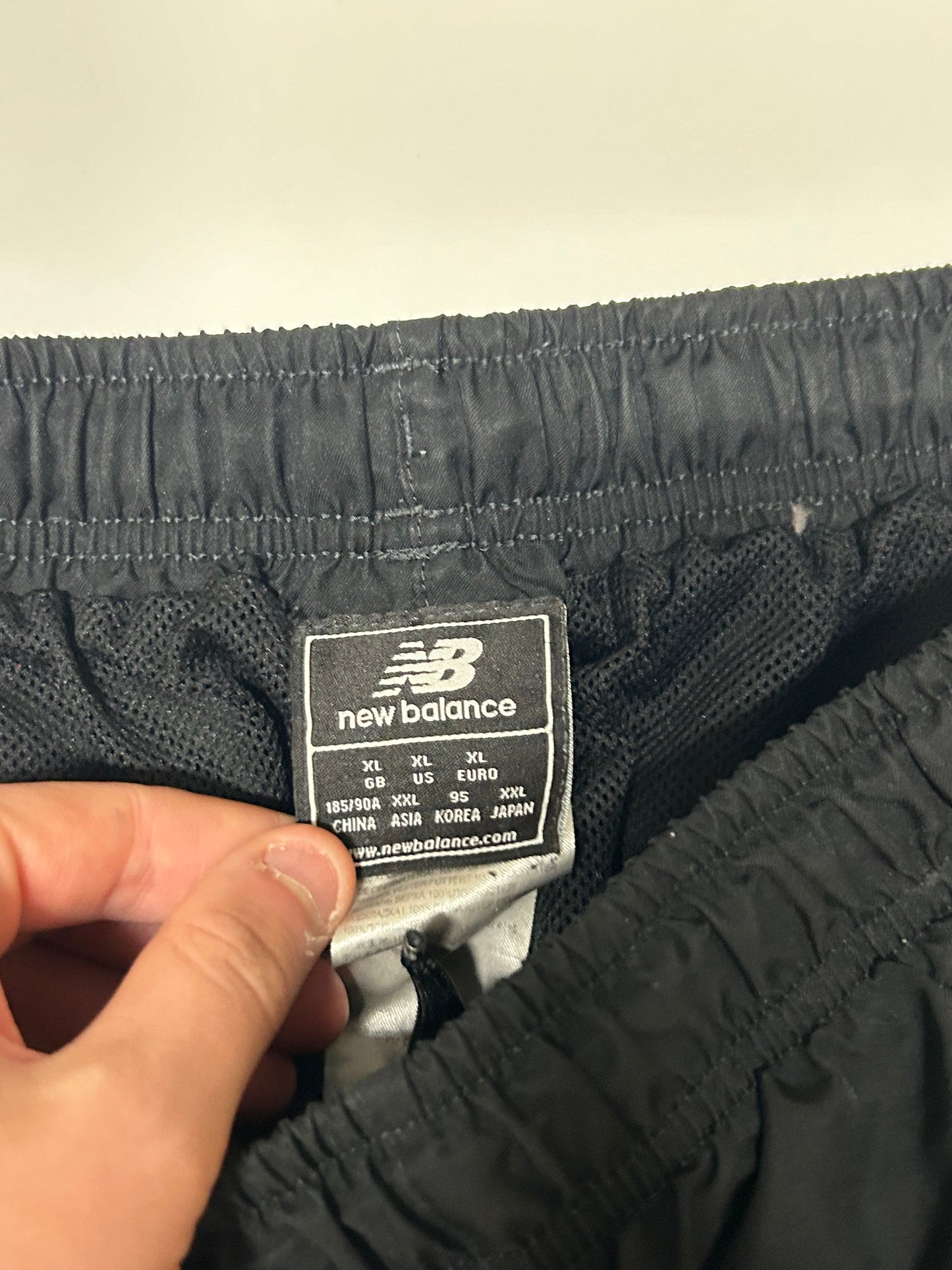 Celtic New Balance track pants (XL)
