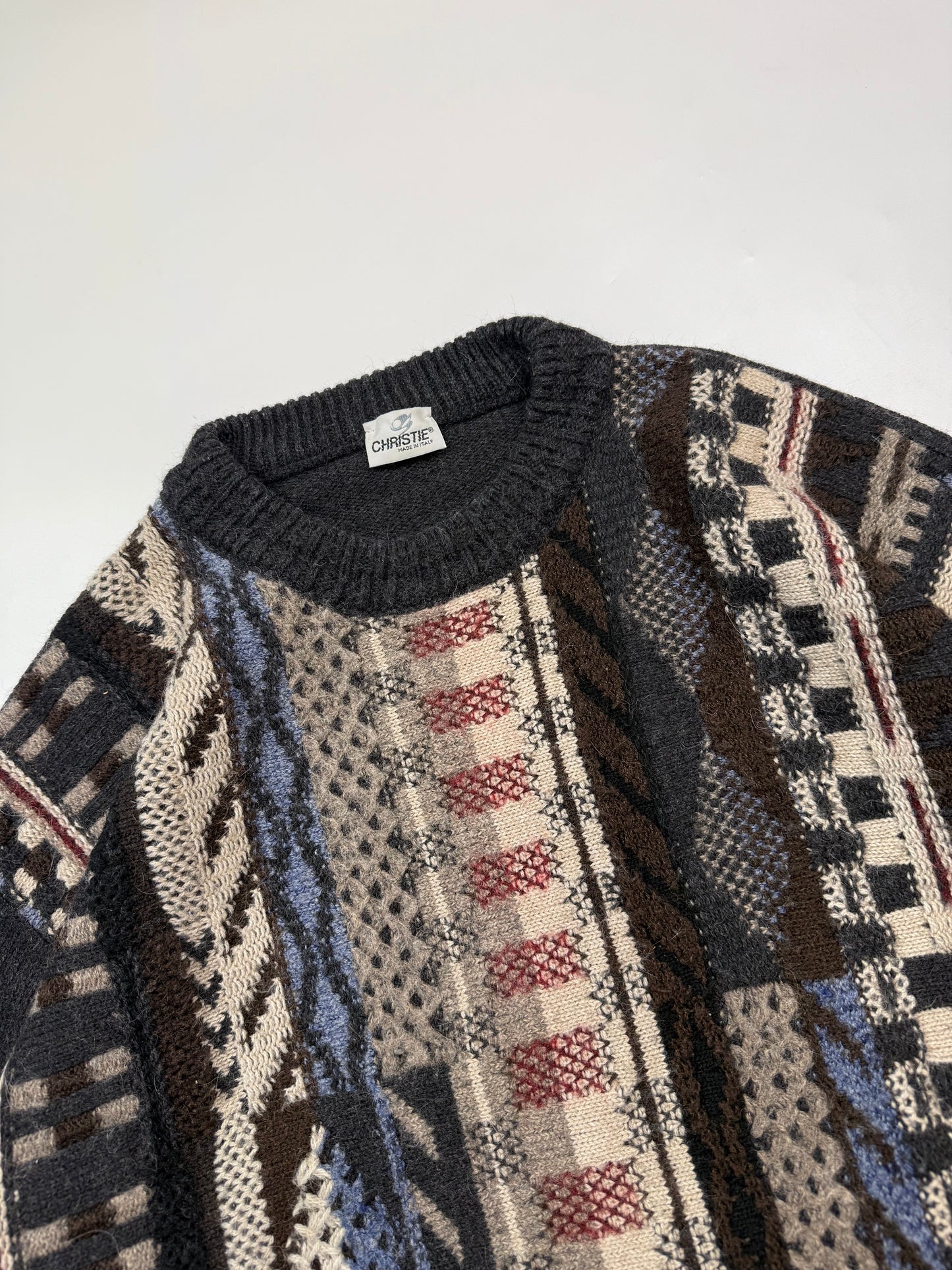 Vintage abstract knit sweater (L)