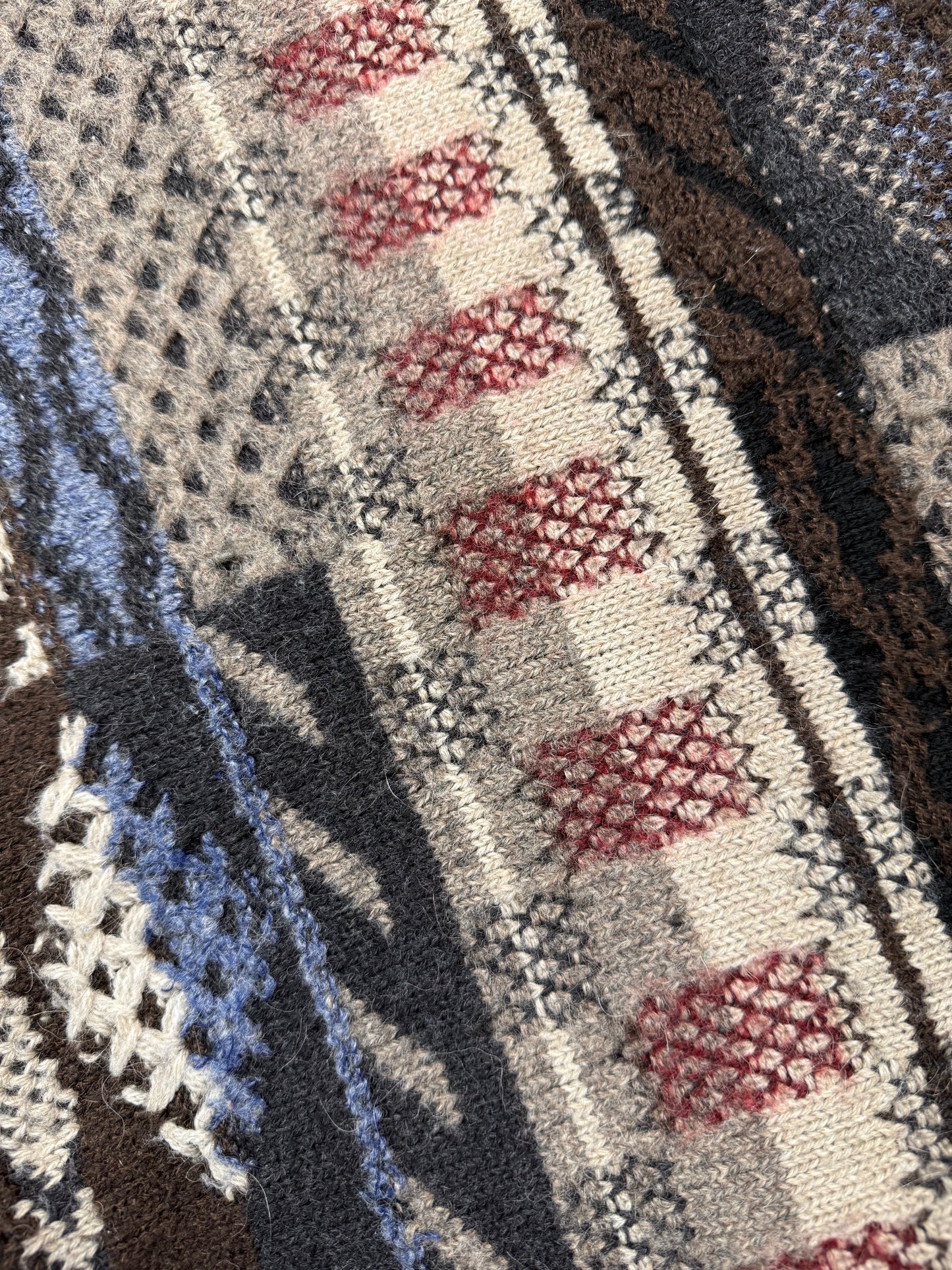 Vintage abstract knit sweater (L)