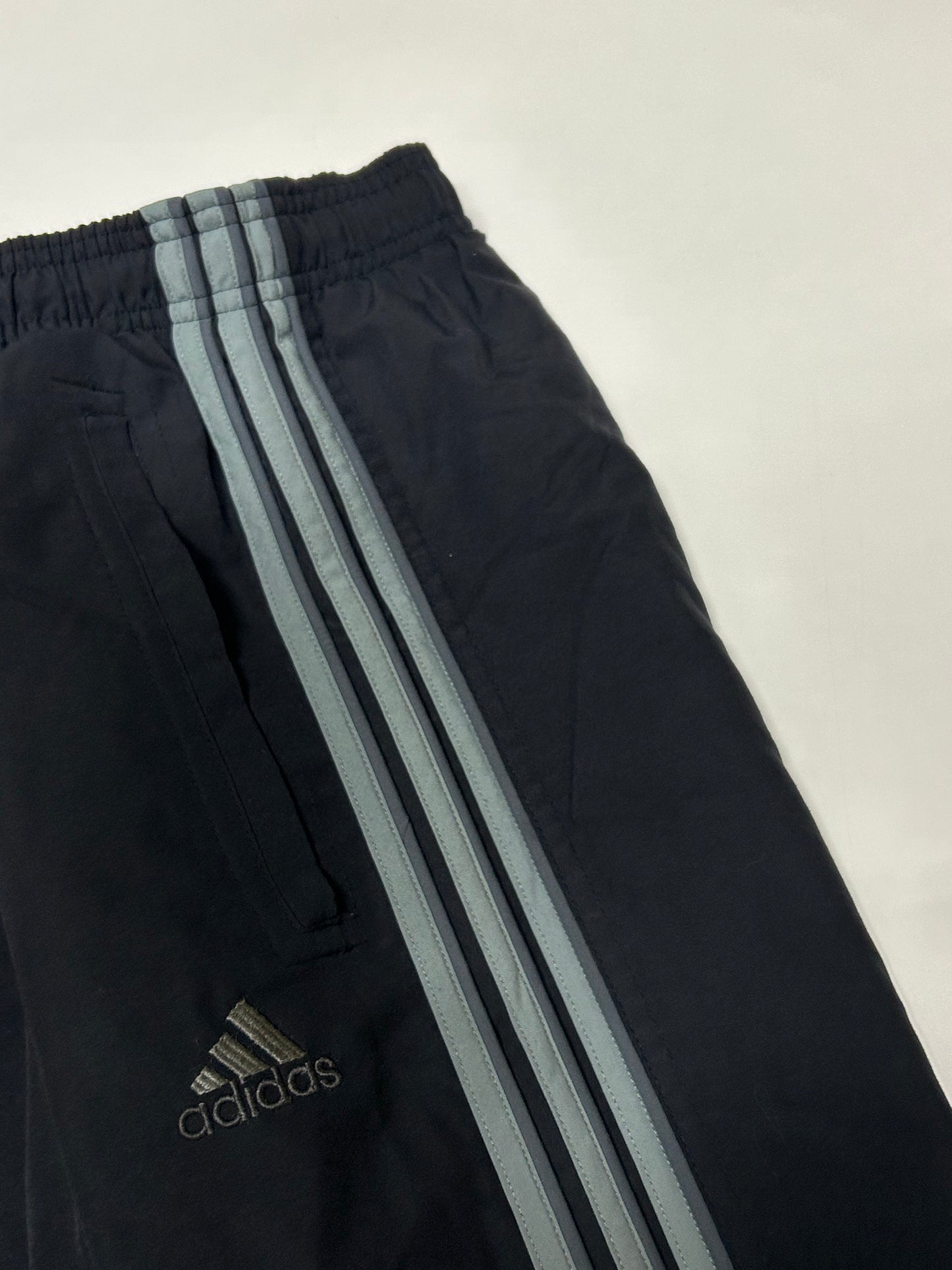 Vintage Adidas track pants (M)