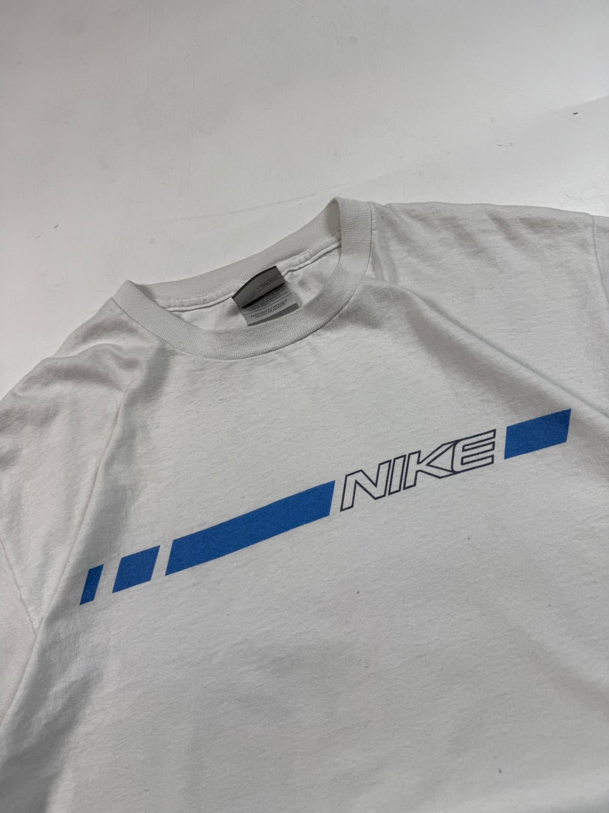 Vintage Y2K Nike graphic t shirt (L)