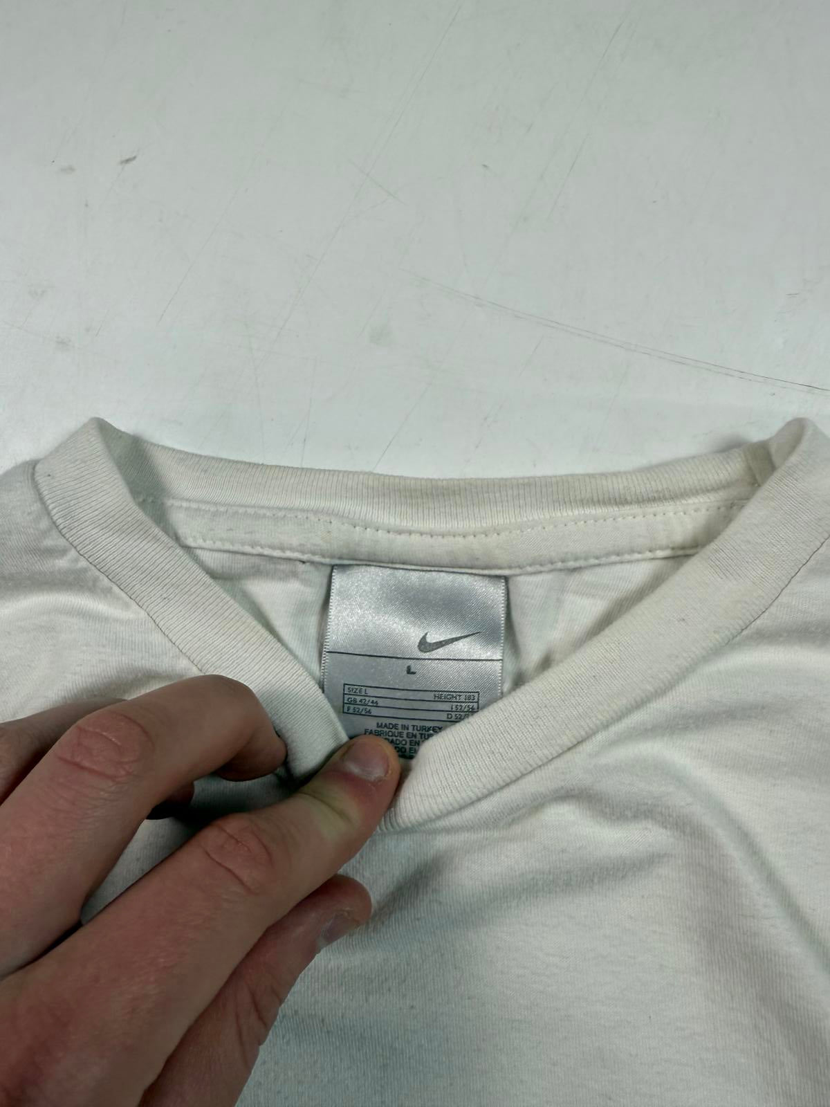 Vintage Y2K Nike centre swoosh tee (L)