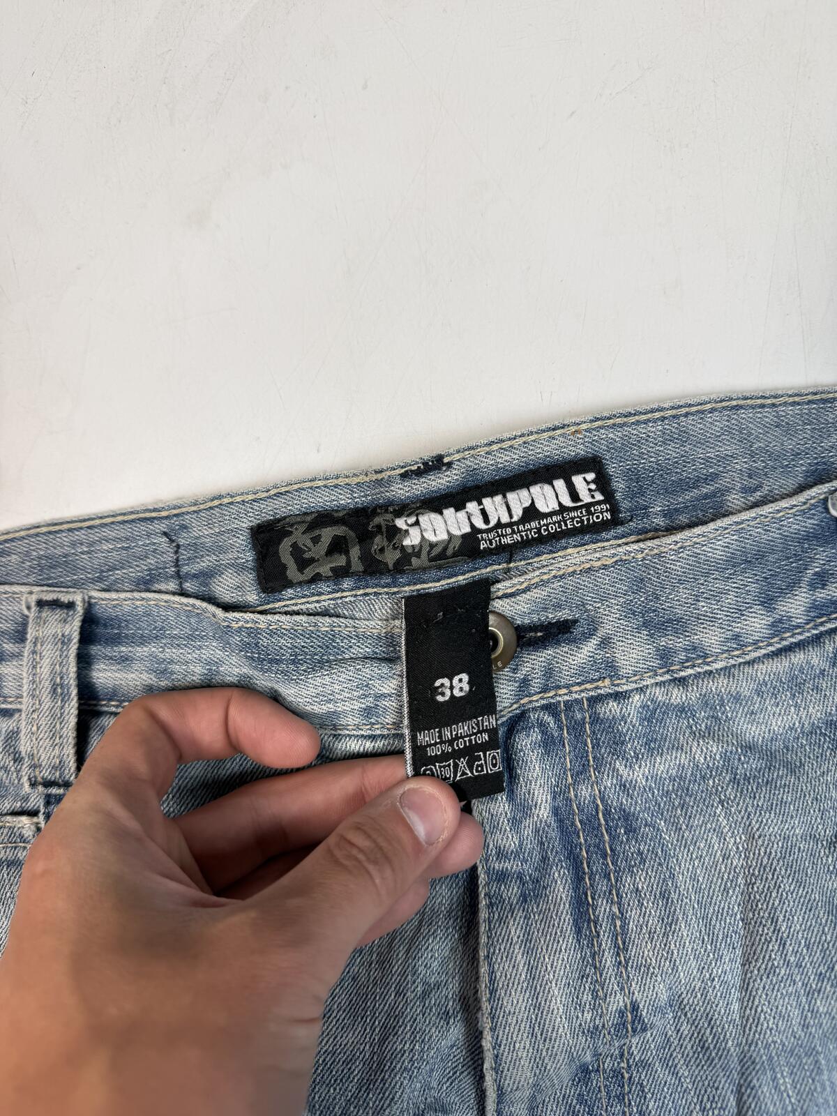 Vintage Y2K Southpole baggy hip hop jorts (W38)
