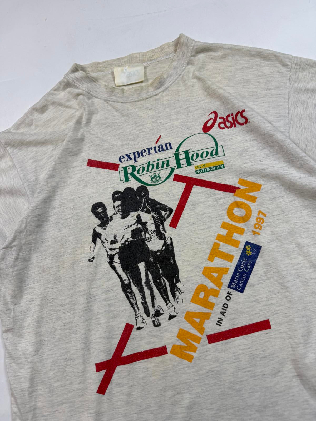 Vintage 90s Asics Robin Hood marathon graphic tee (M)