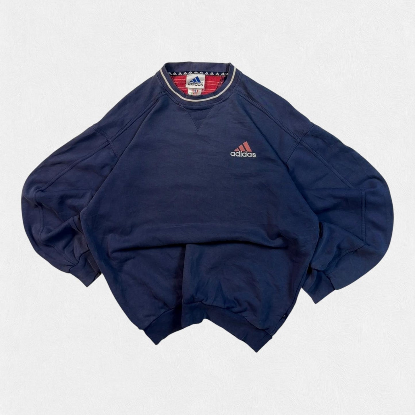 Vintage 90s adidas small logo sweatshirt (M)