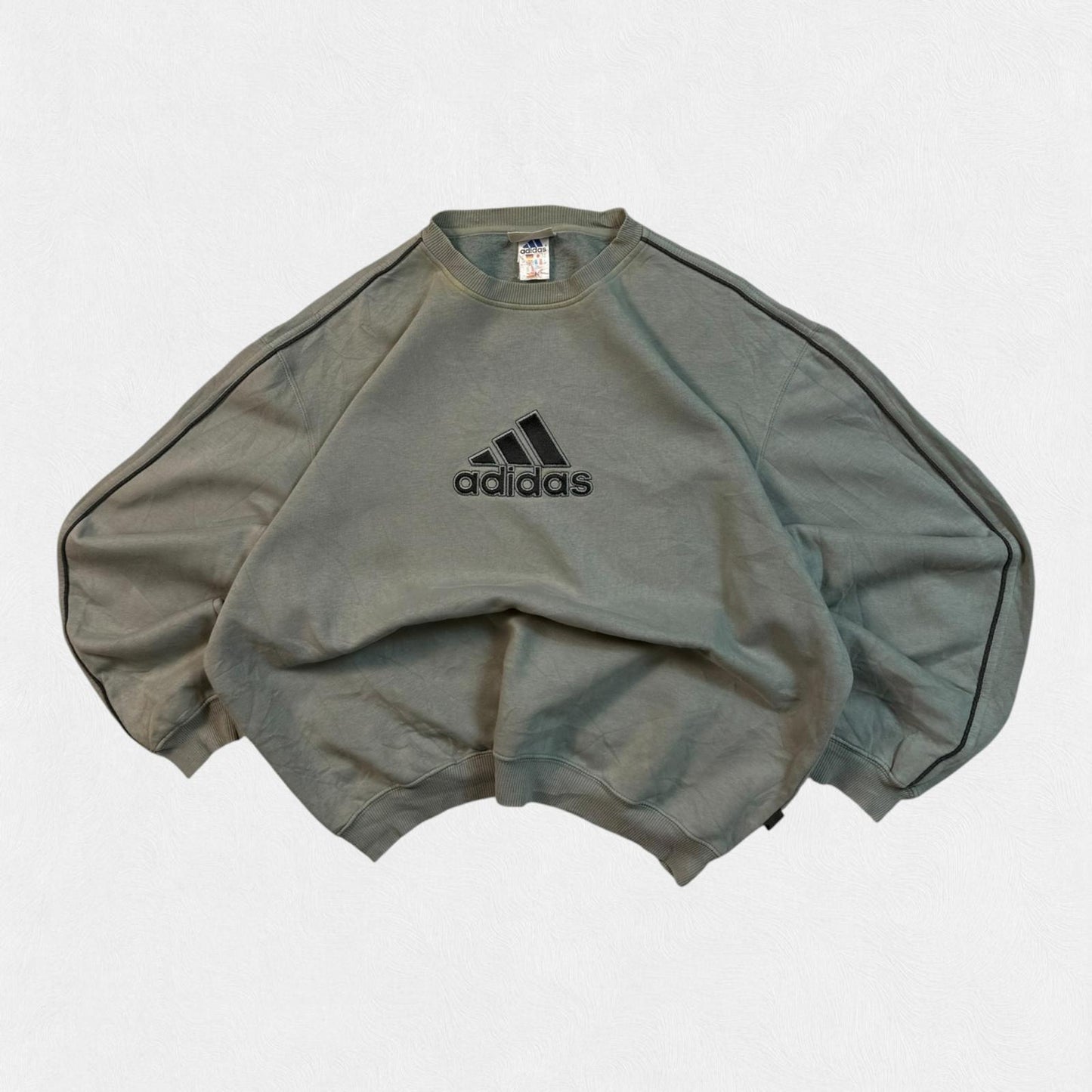 Vintage 90s adidas centre logo sweatshirt (L)