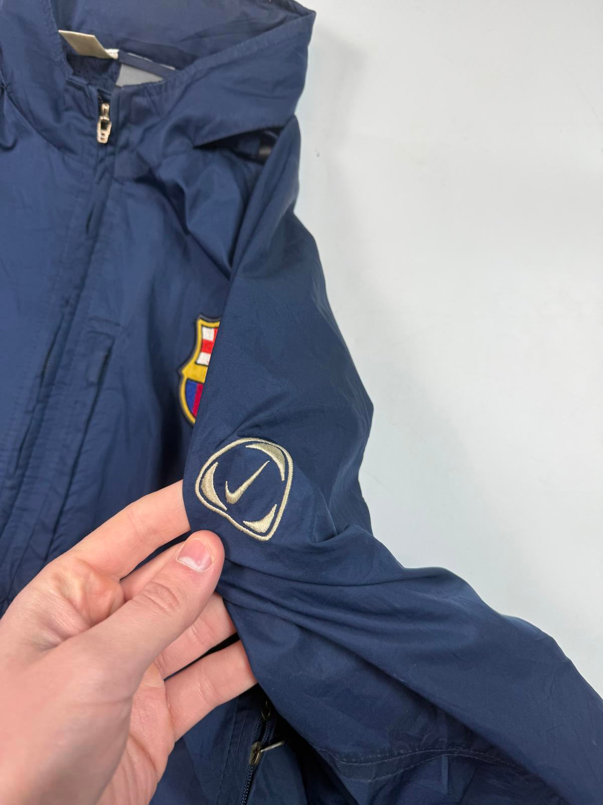 Vintage Barcelona 2003/04 Nike football rain jacket (M)