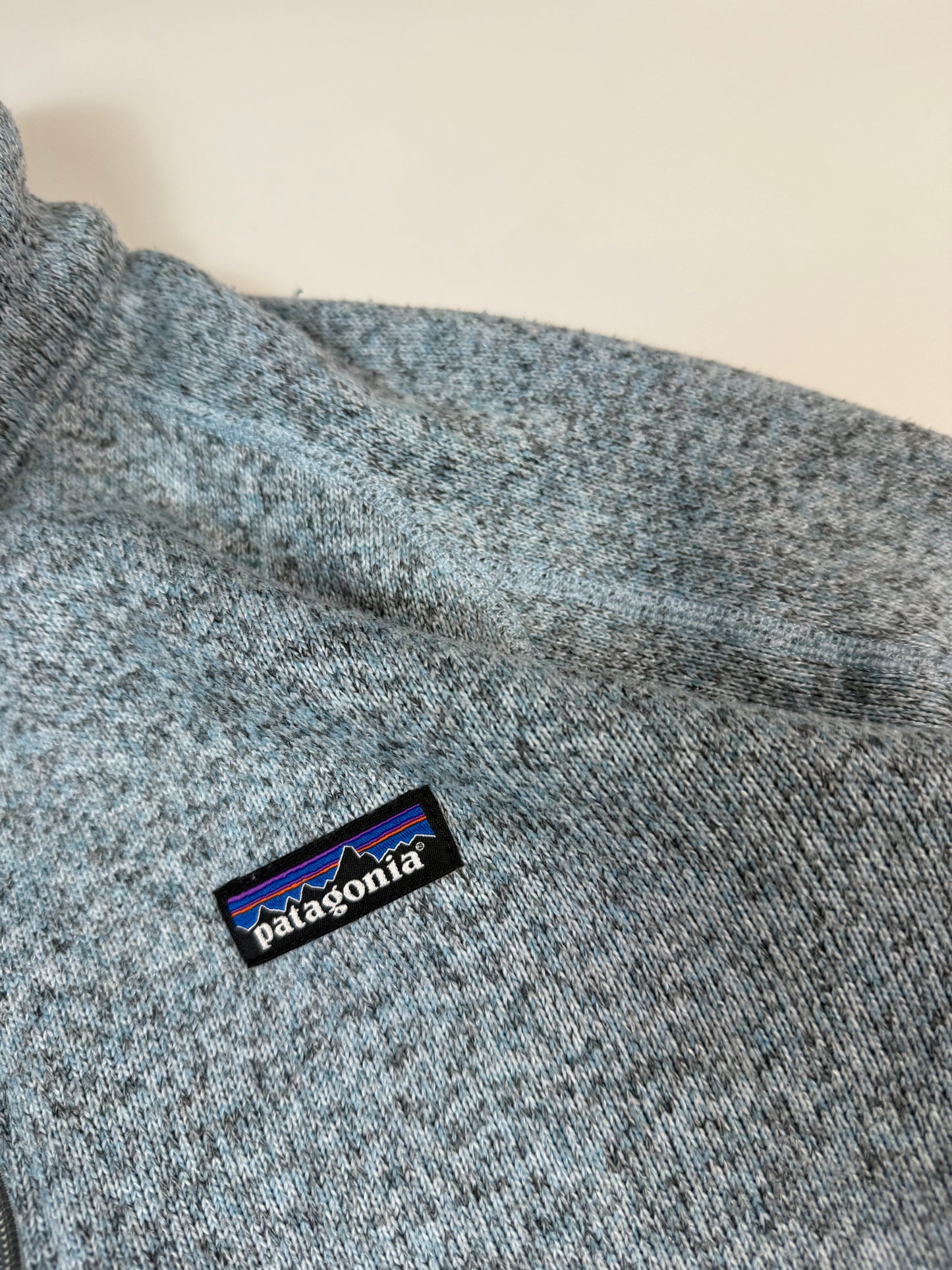 Womens Patagonia quarter zip fleece (XL)