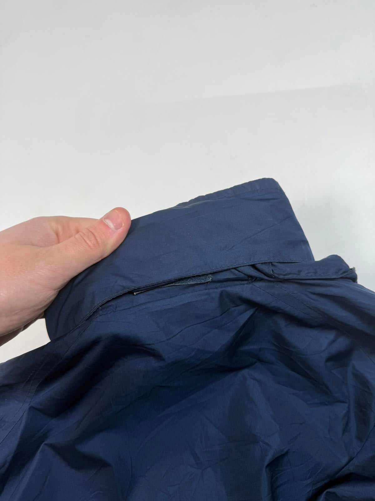 Vintage Barcelona 2003/04 Nike football rain jacket (M)
