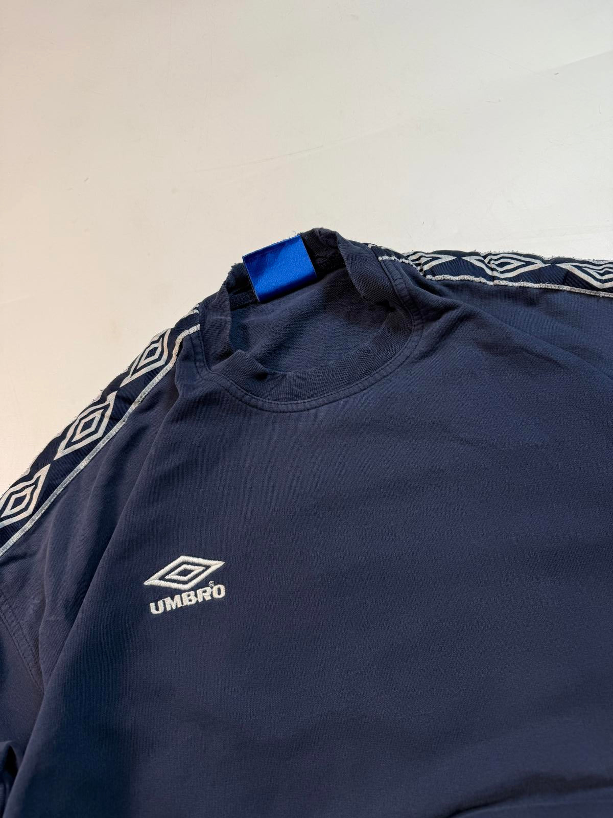 Vintage 90s Umbro side stripe sweatshirt (XL)