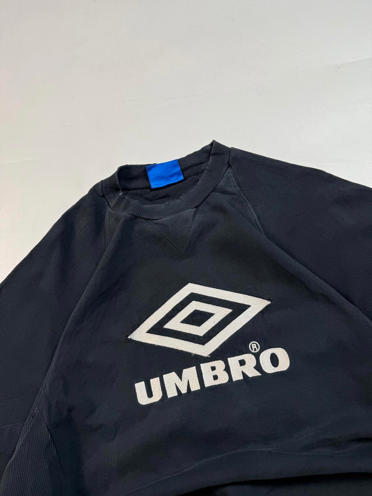 Vintage 90s Umbro centre logo sweatshirt (XL)
