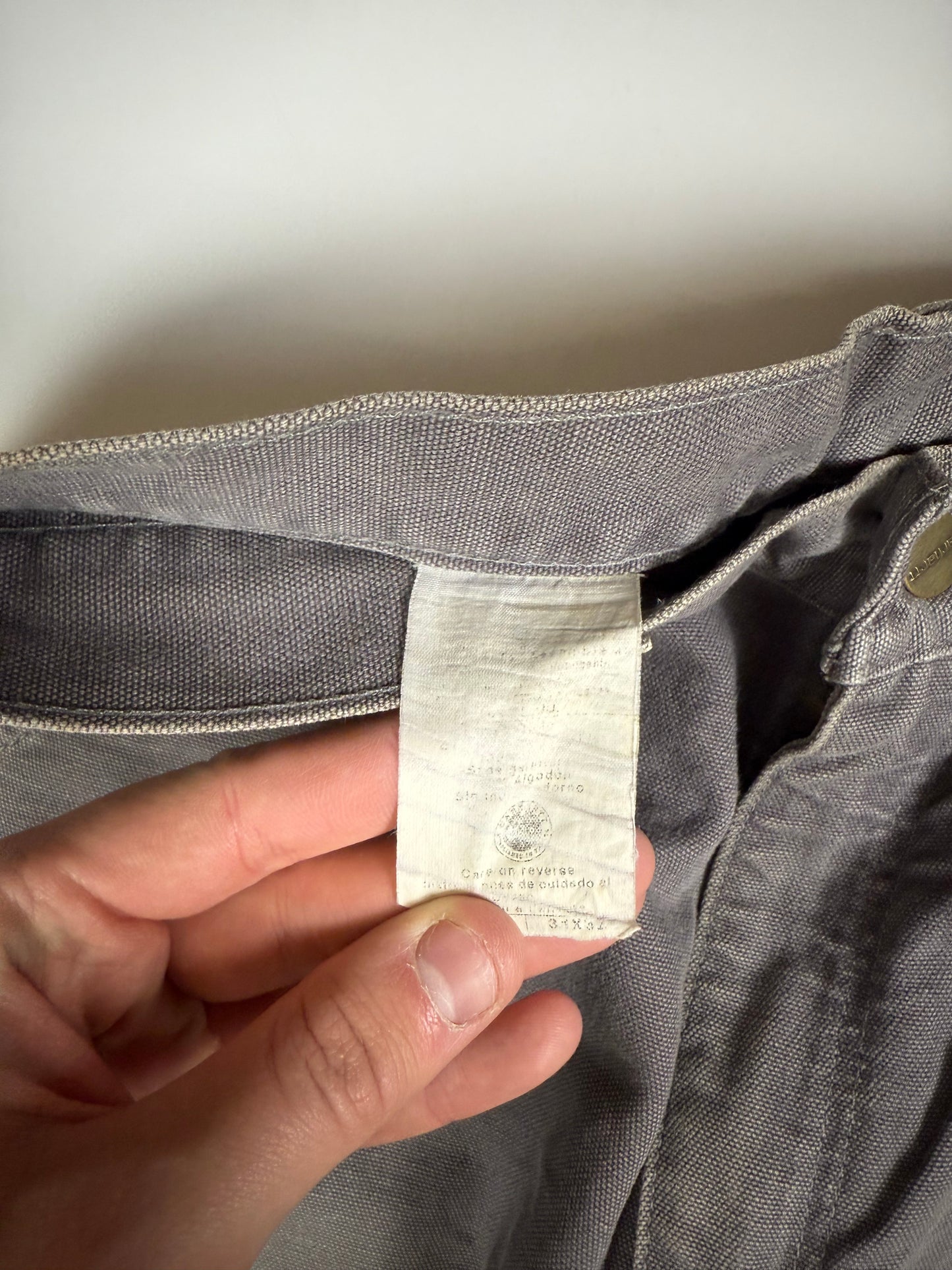 Vintage Carhartt baggy carpenter pants (W30)