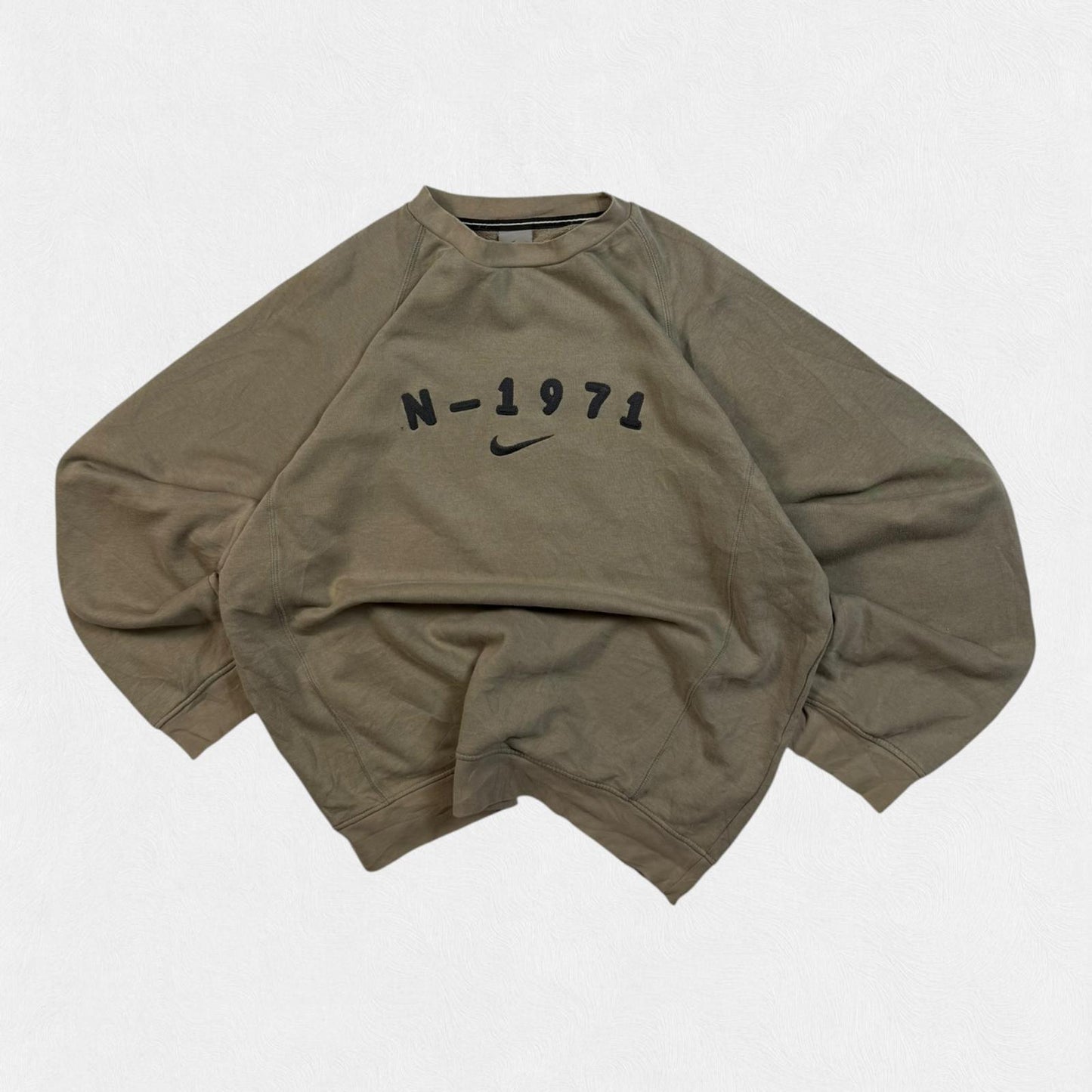 Vintage Nike centre swoosh sweatshirt (L)