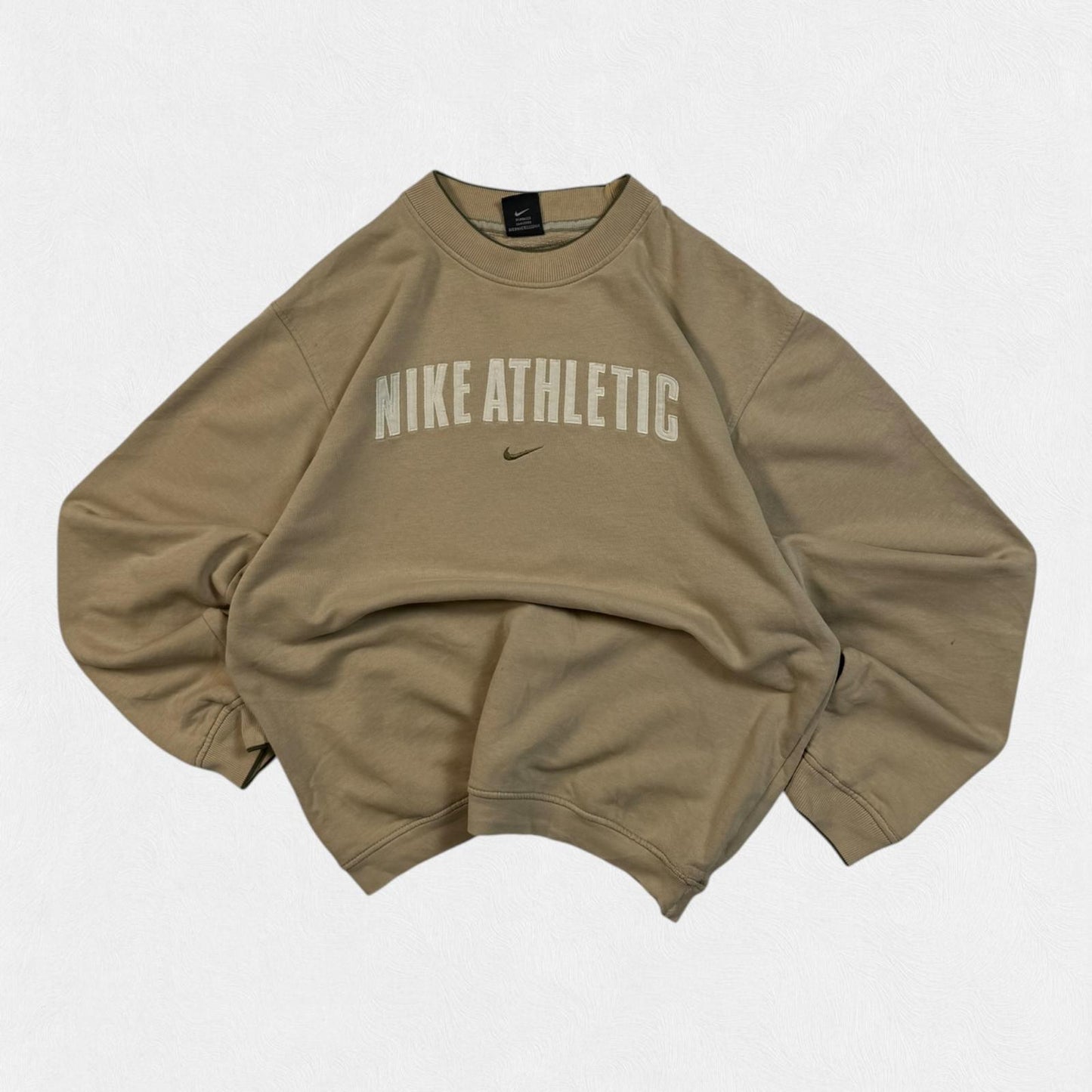 Vintage Nike athletic spell out sweatshirt (M)