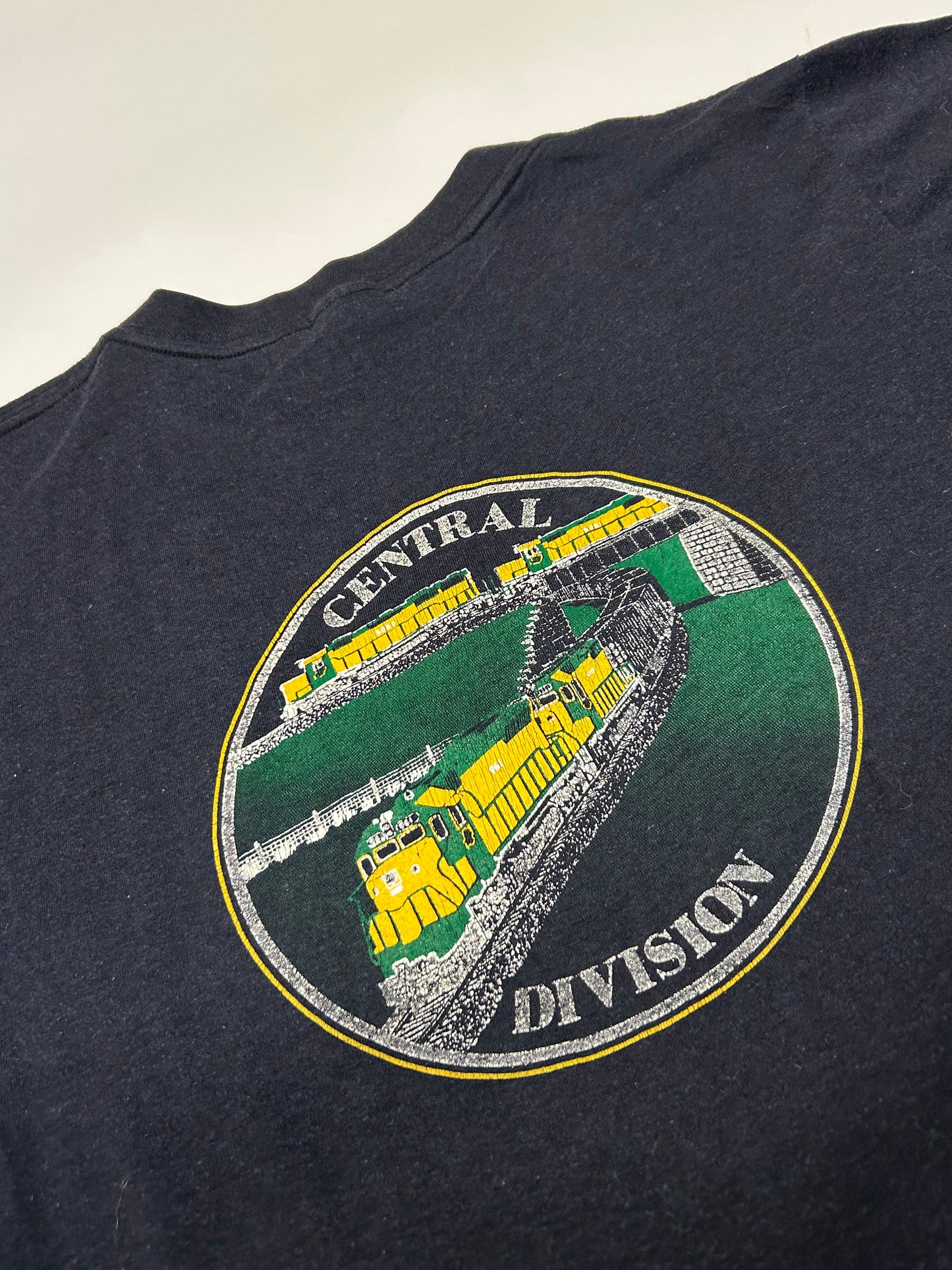 Vintage Single stitch central division tee (L)