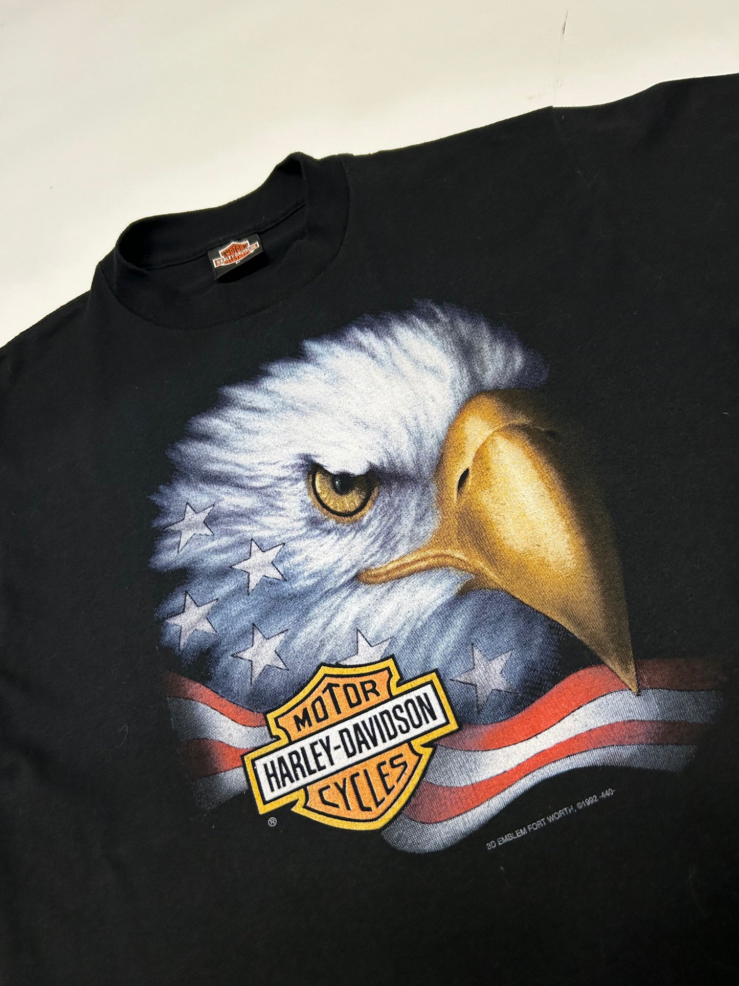 Vintage Harley Davidson 3D emblem 1992 eagle tee (L)