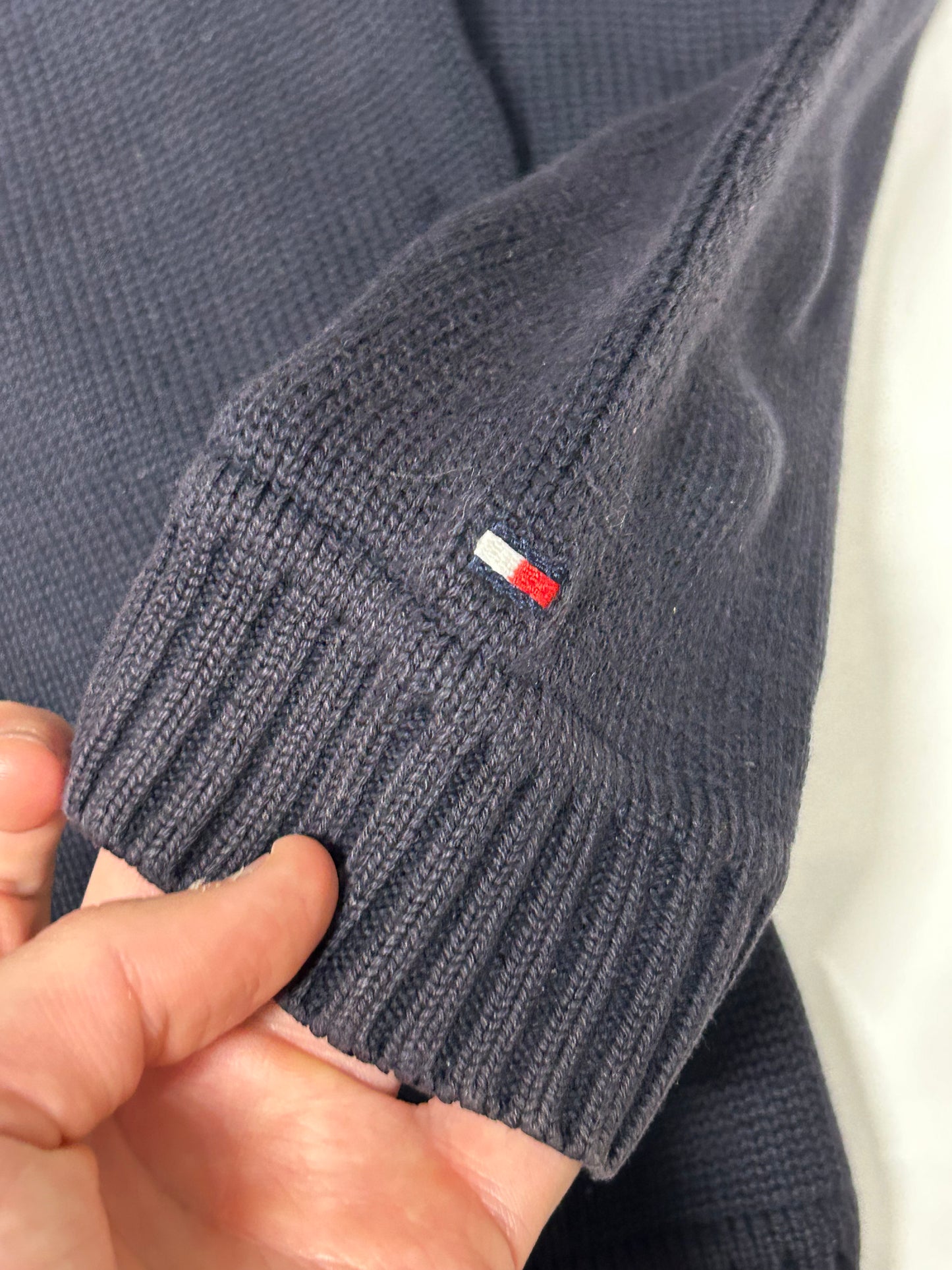 Vintage Tommy Hilfiger knit sweater (L)